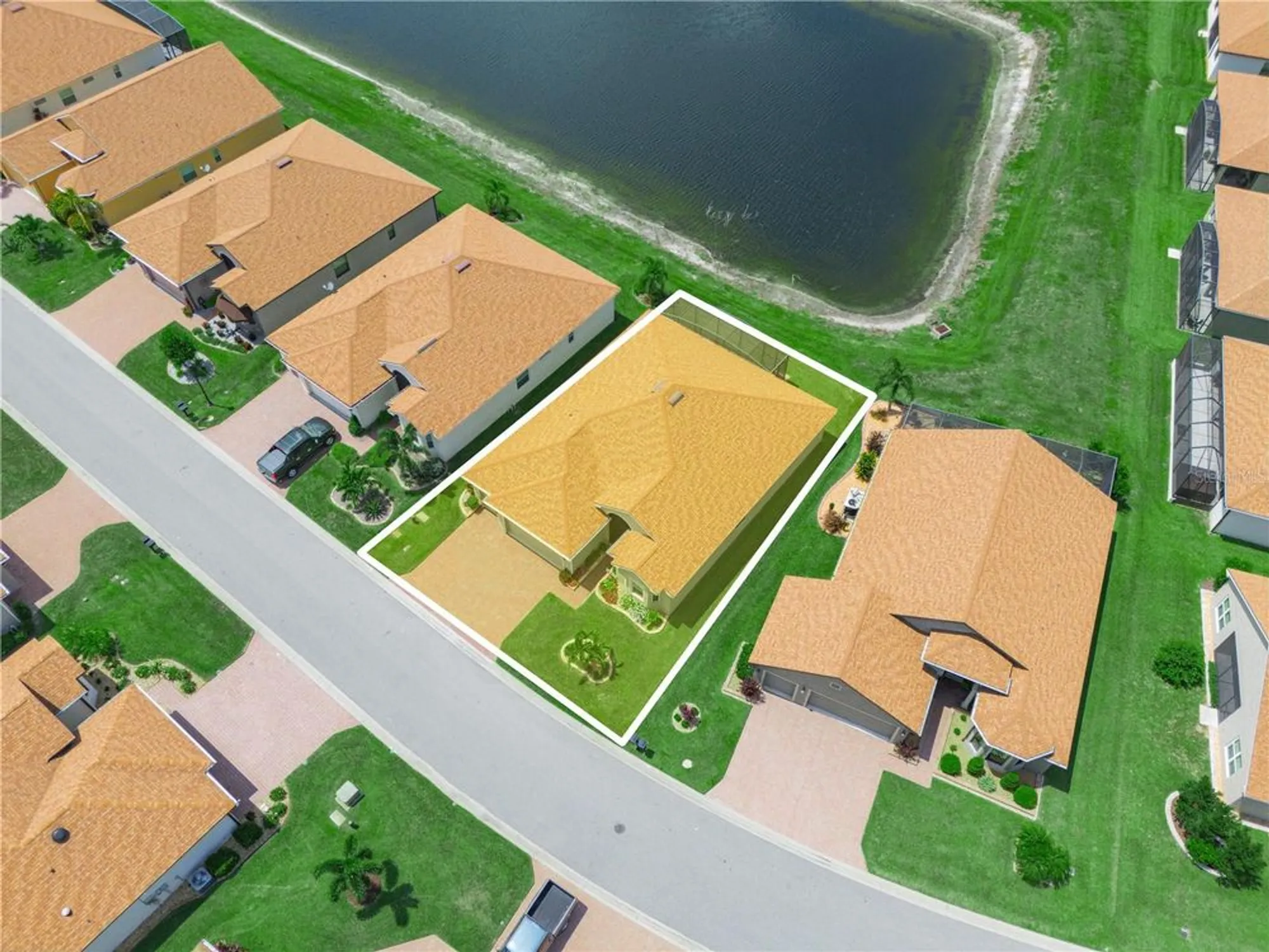 Property Slideshow image 39 of 77 | 6212 pinehurst loop, Winter Haven, FL, 33884