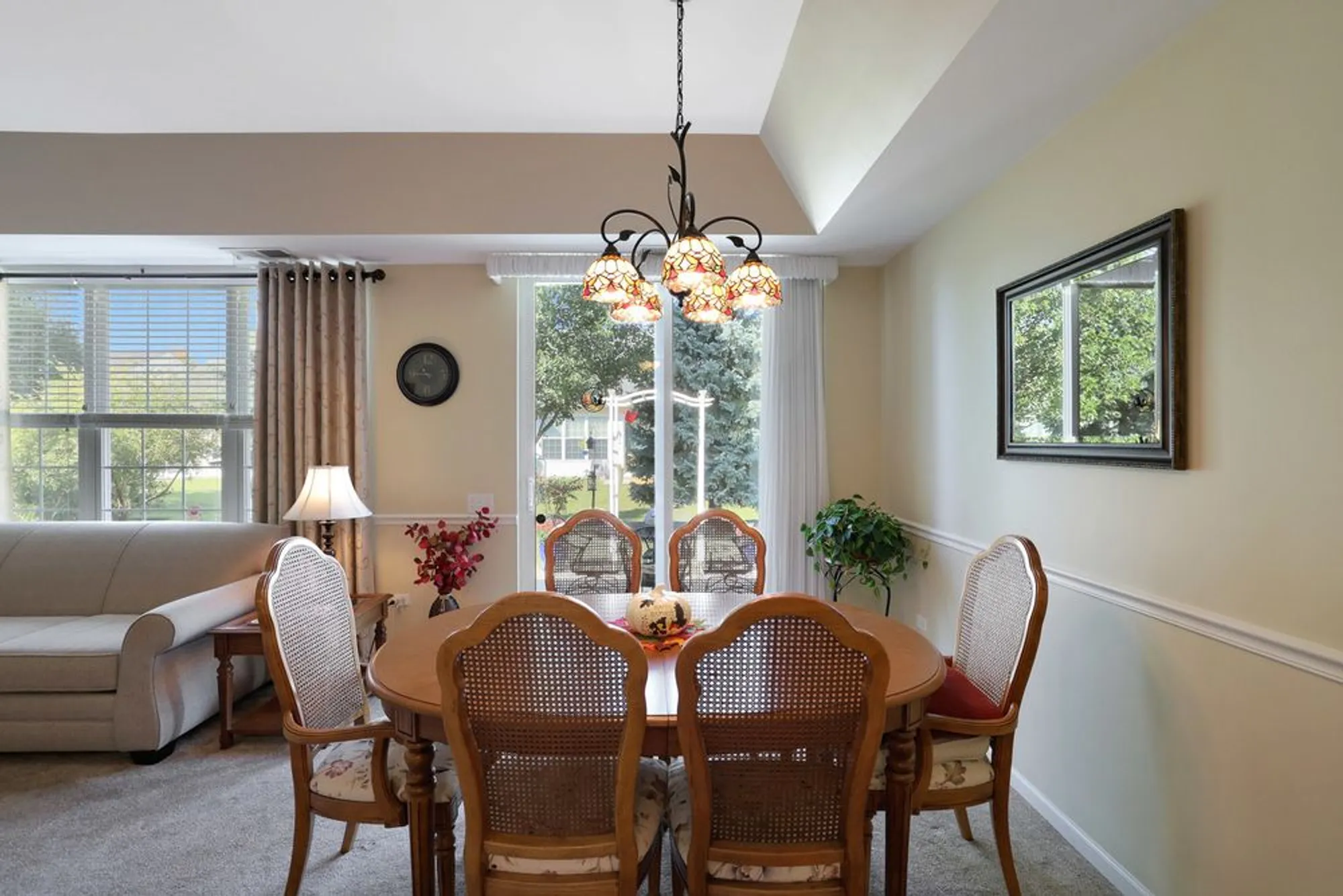 Property Slideshow image 9 of 20 | 11723 evergreen ln, Huntley, IL, 60142