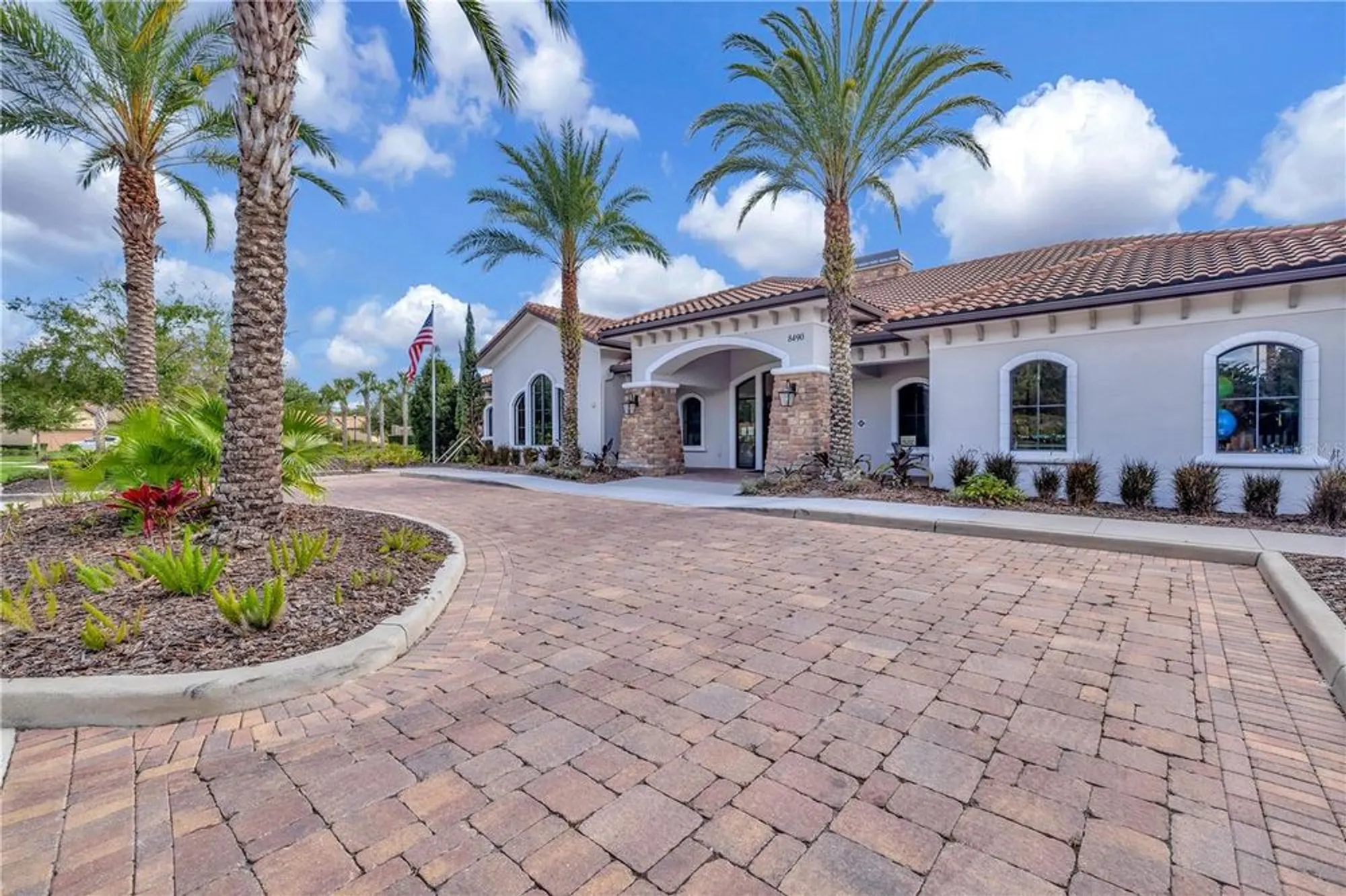Property Slideshow image 45 of 70 | 20112 sorano hill pl, Tampa, FL, 33647
