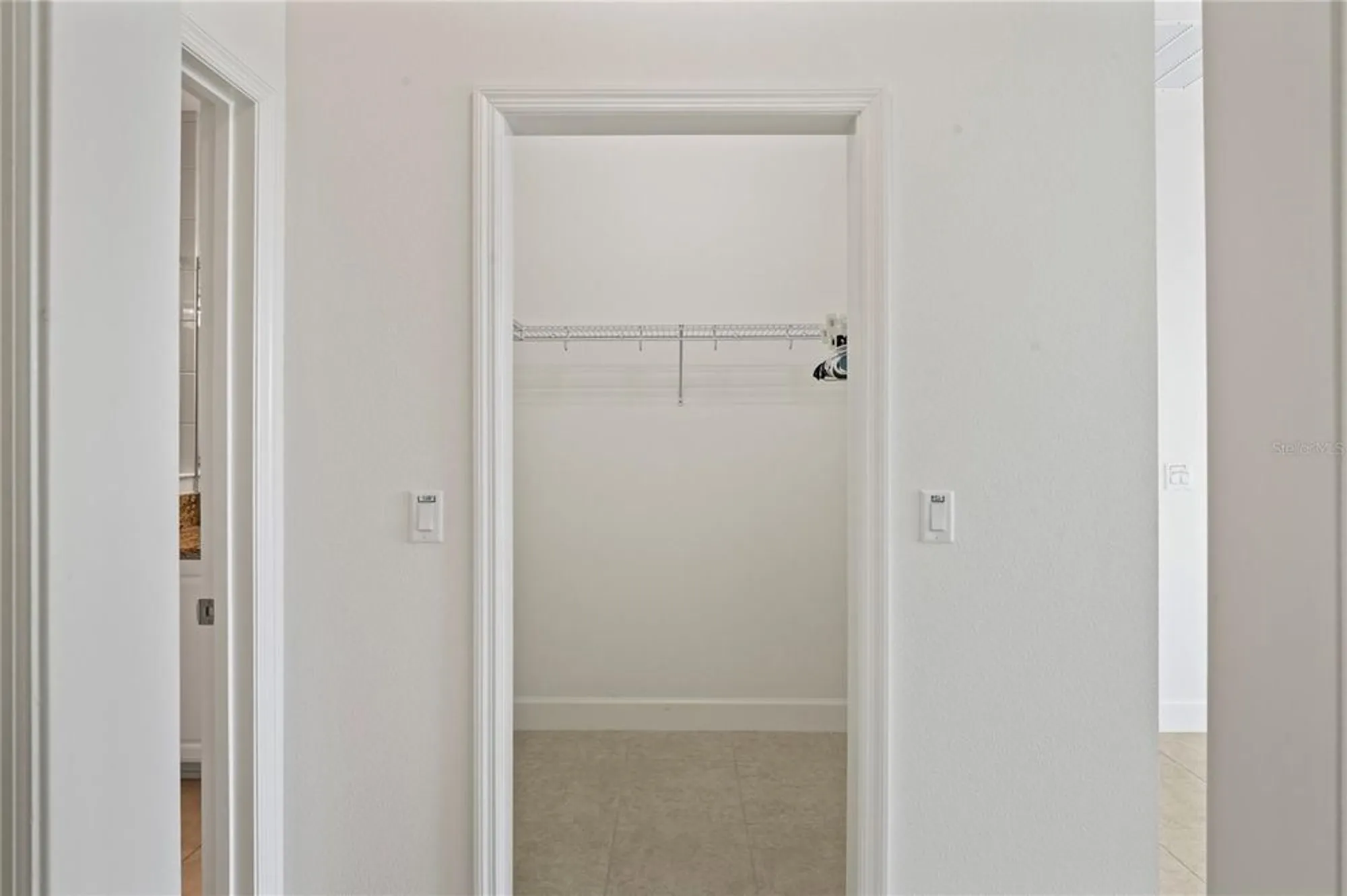 Property Slideshow image 28 of 61 | 4906 avila lakes dr, Wimauma, FL, 33598