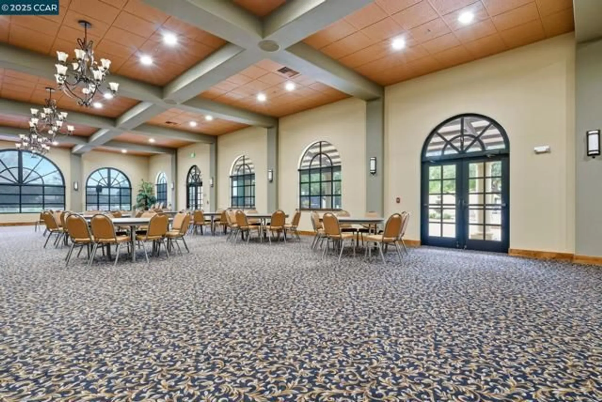 Property Slideshow image 38 of 60 | 4213 hovnanian dr, Sacramento, CA, 95834