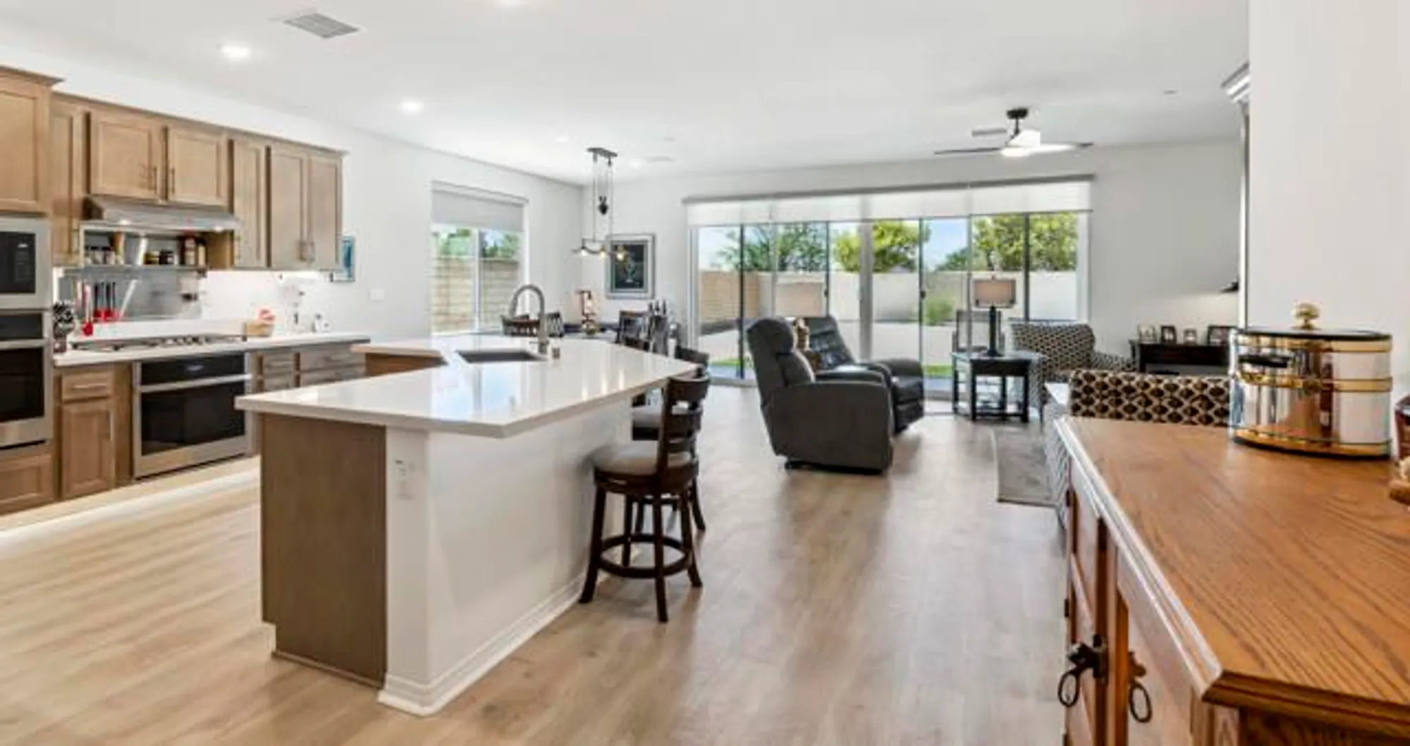 Property Slideshow image 7 of 29 | 42801 torno pl, Indio, CA, 92203