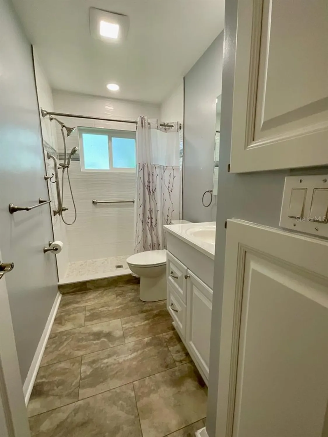 Property Slideshow image 24 of 43 | 9843 34th way n # 4, Pinellas Park, FL, 33782