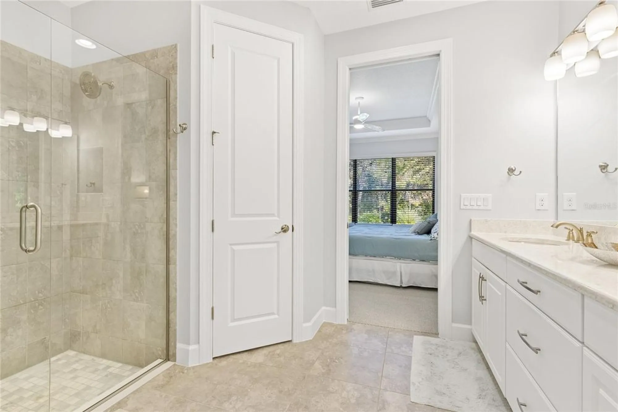 Property Slideshow image 21 of 94 | 5720 semolino st, Nokomis, FL, 34275