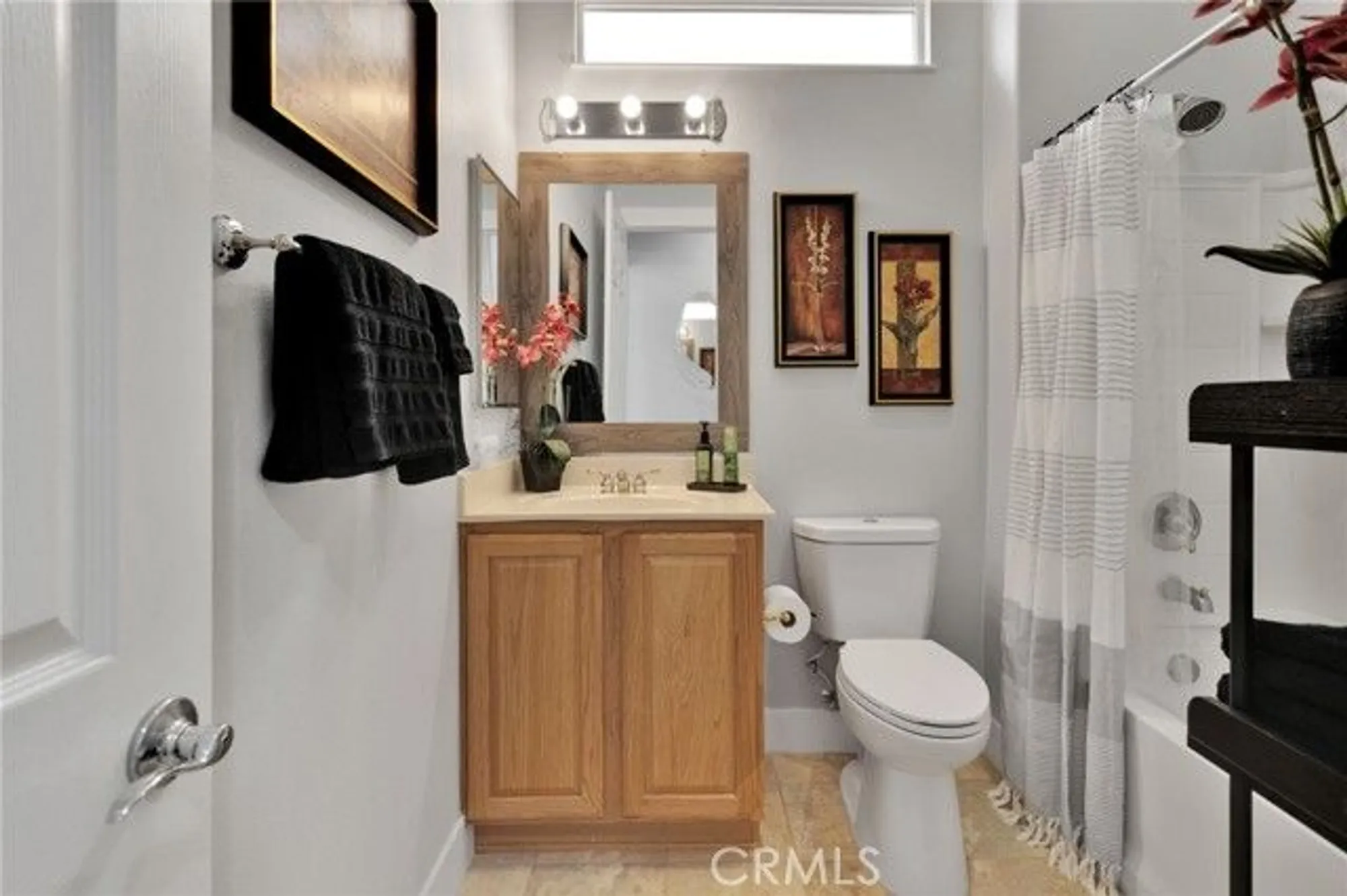 Property Slideshow image 19 of 41 | 10495 bridge haven rd, Apple Valley, CA, 92308