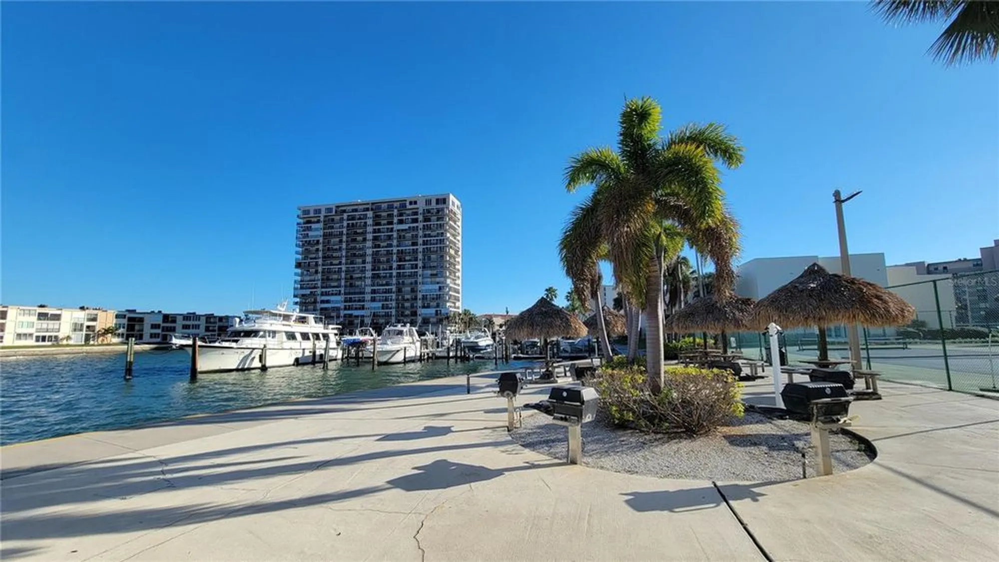 Property Slideshow image 43 of 92 | 7700 sun island dr 506, South Pasadena, FL, 33707