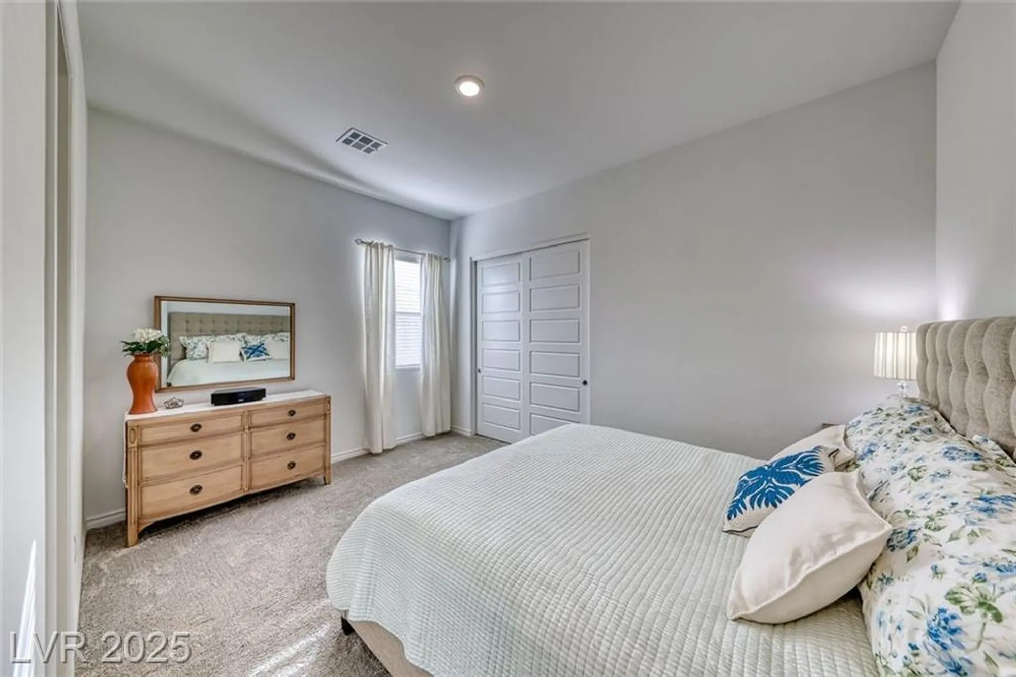 Property Slideshow image 37 of 65 | 141 juliette pointe ln, Henderson, NV, 89011