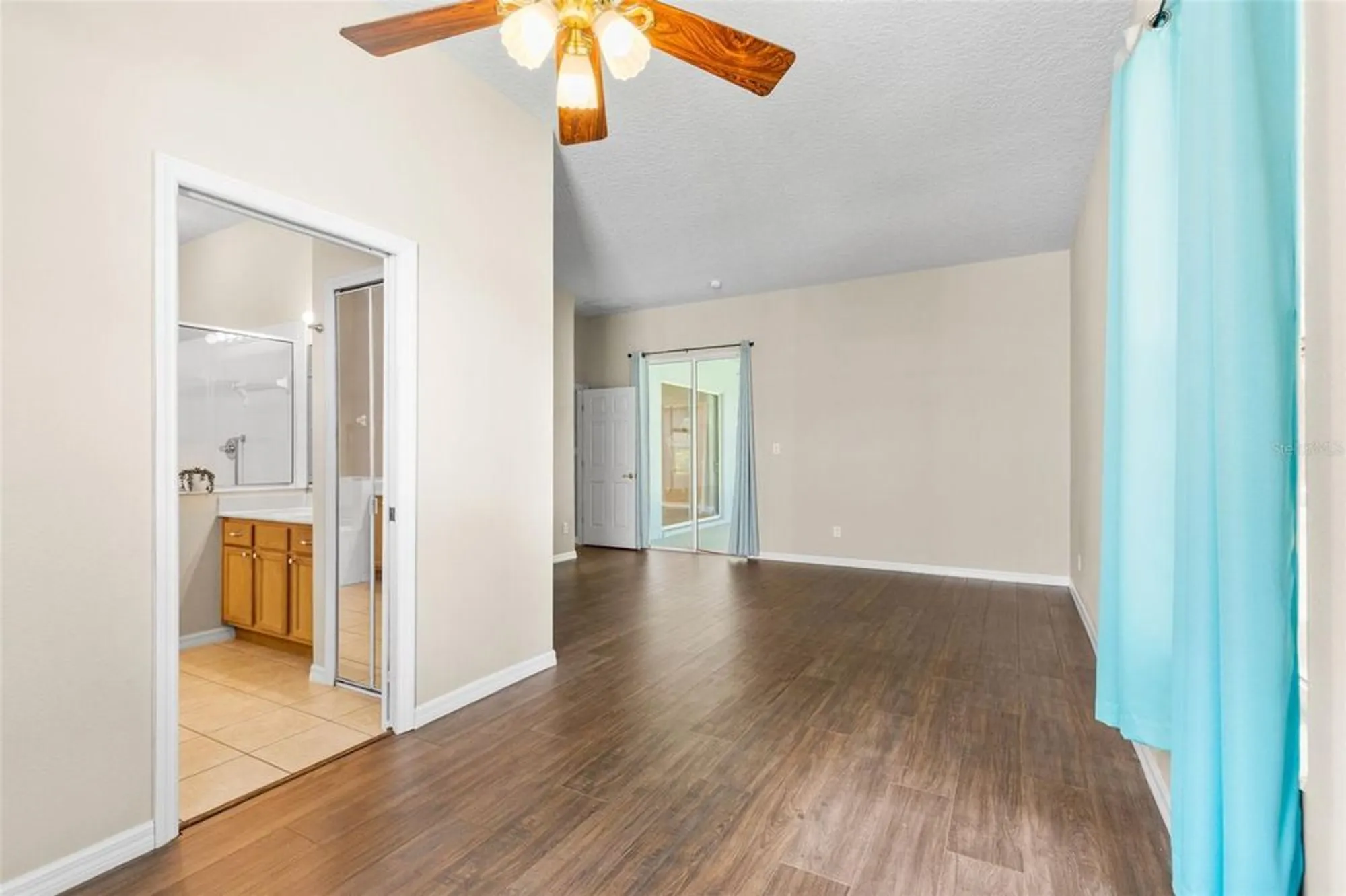 Property Slideshow image 14 of 51 | 3644 plantation blvd, Leesburg, FL, 34748