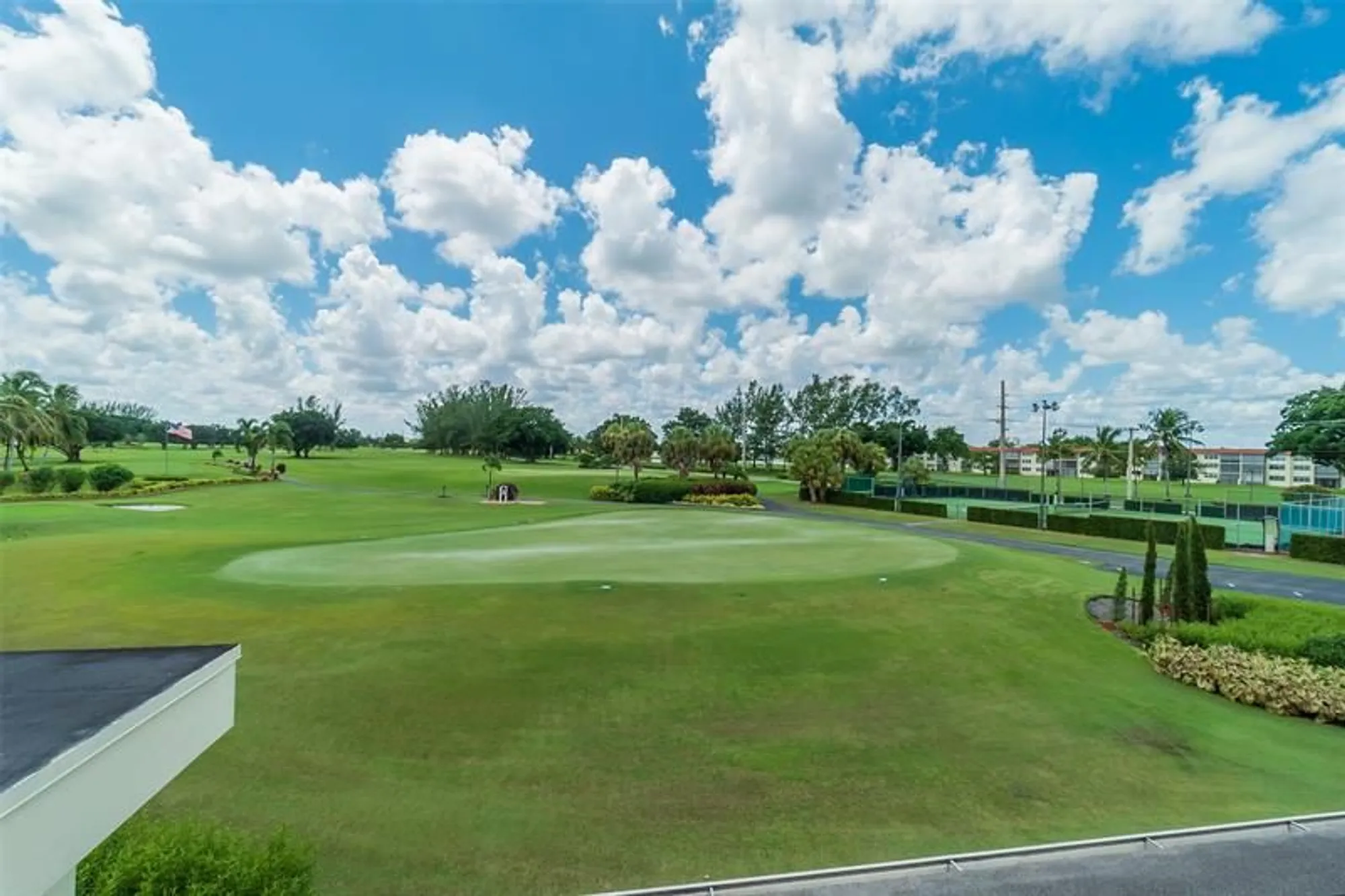 Property Slideshow image 40 of 54 | 150 s hollybrook ter 107, Pembroke Pines, FL, 33025