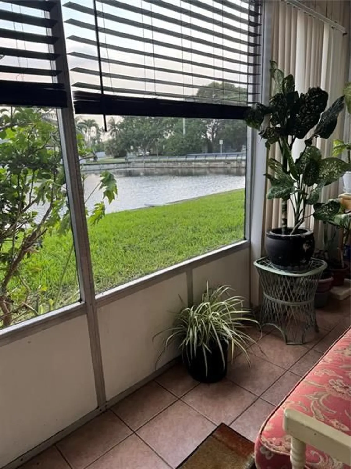 Property Slideshow image 33 of 37 | 9400 lime bay blvd 112, Tamarac, FL, 33321