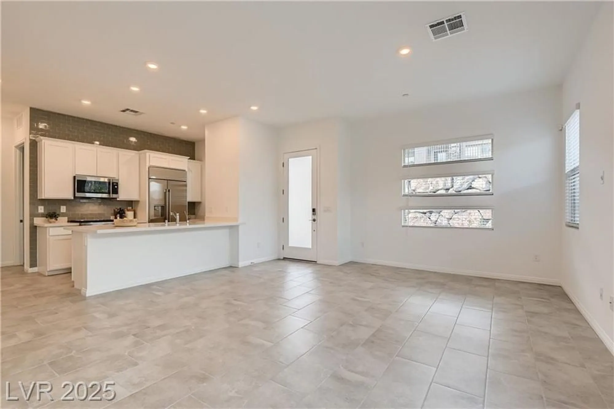 Property Slideshow image 7 of 35 | 933 mayfield manor ln, Las Vegas, NV, 89138