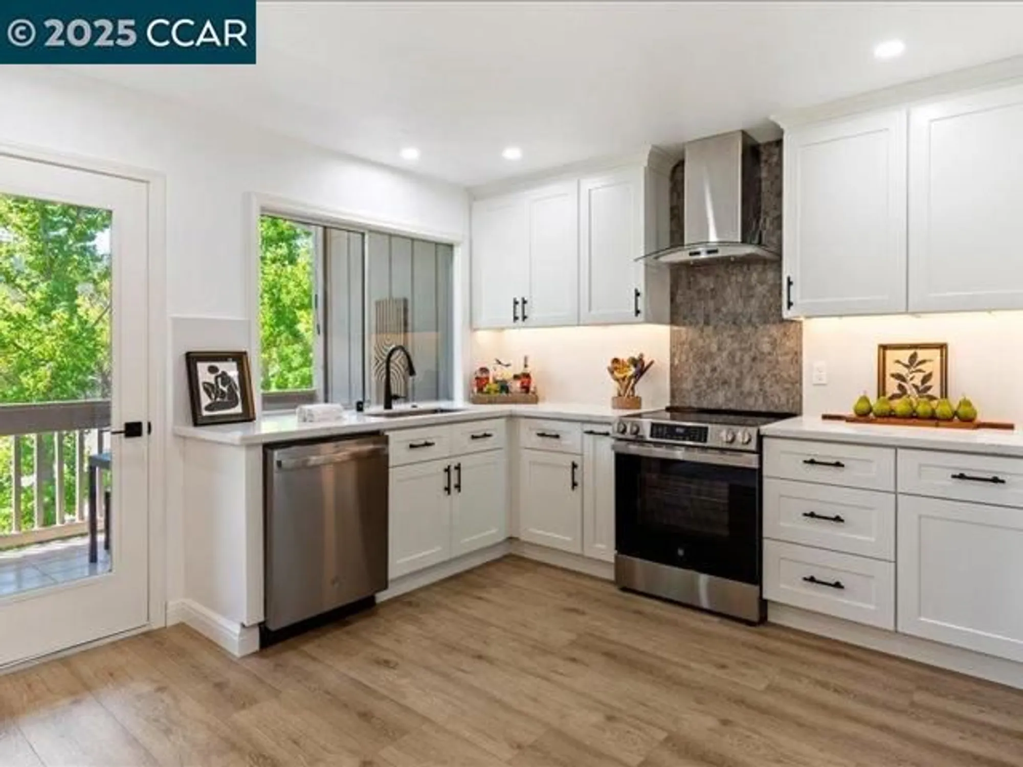 Property Slideshow image 13 of 23 | 2175 cactus ct 3, Walnut Creek, CA, 94595