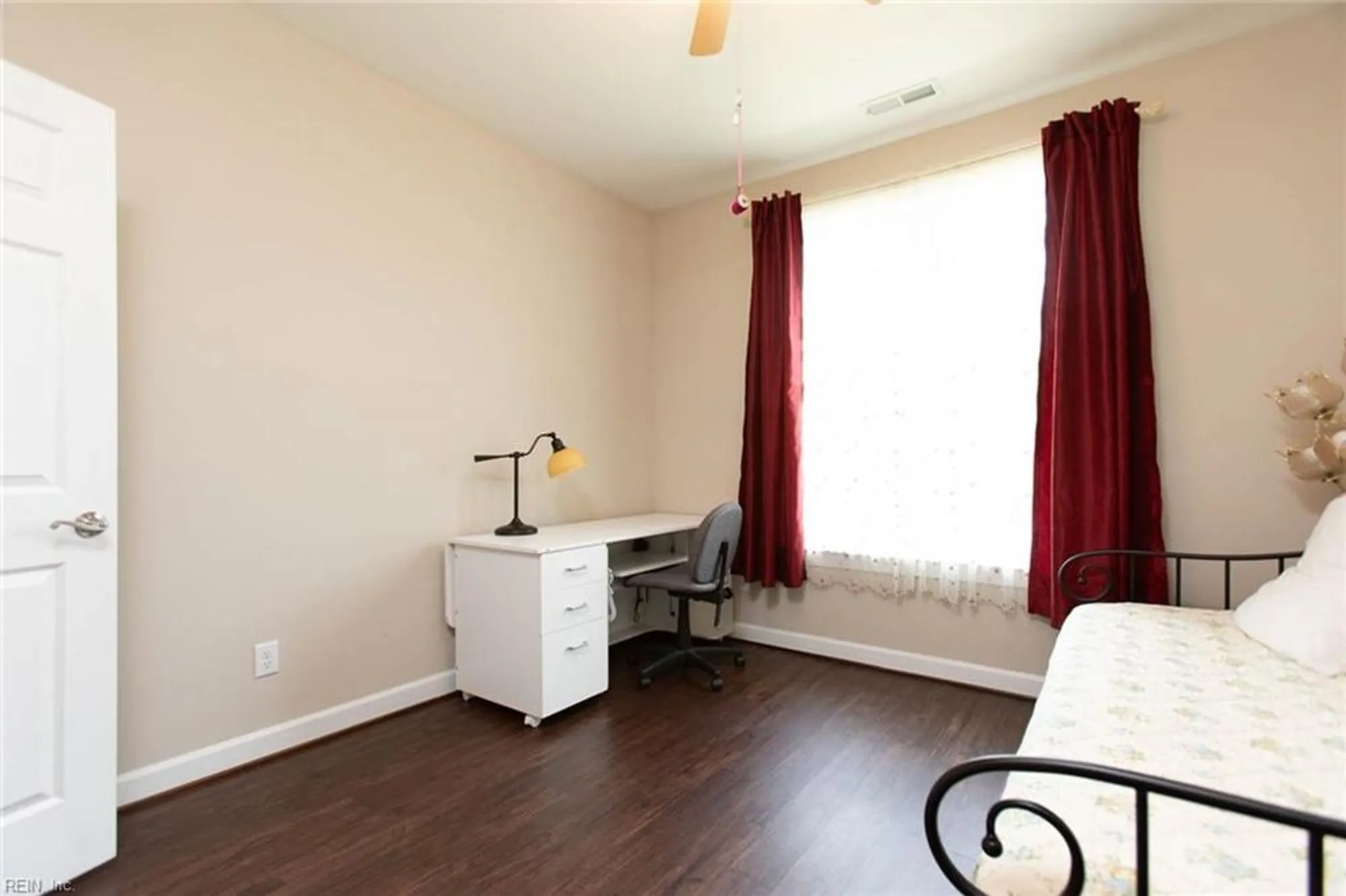 Property Slideshow image 25 of 50 | 200 durham st, Smithfield, VA, 23430