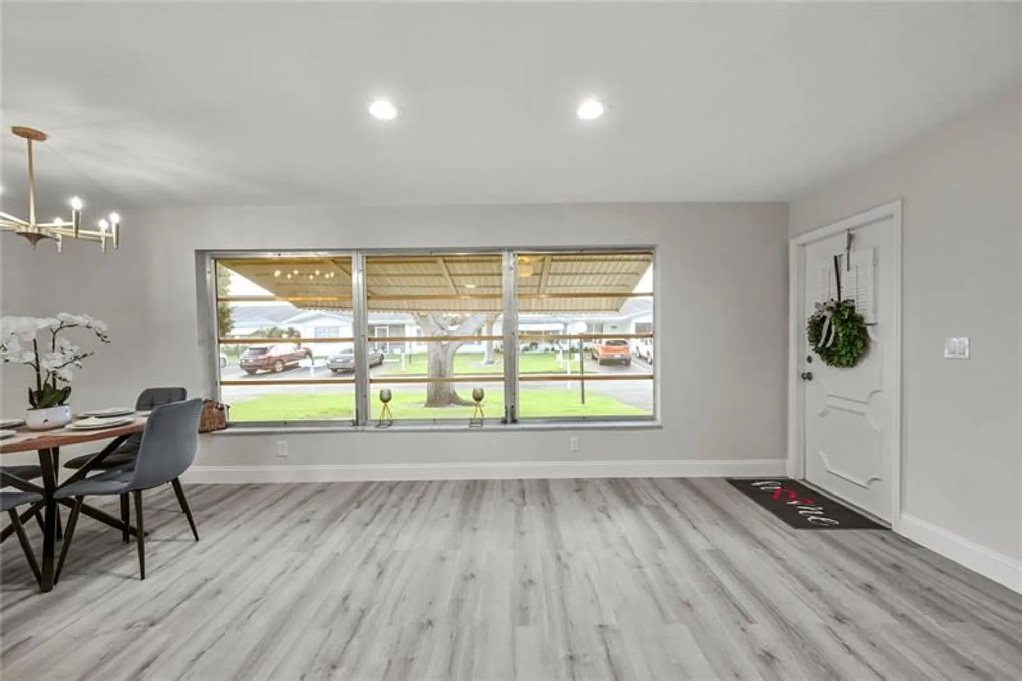 Property Slideshow image 9 of 73 | 1084 nw 83rd ave # 1084, Plantation, FL, 33322