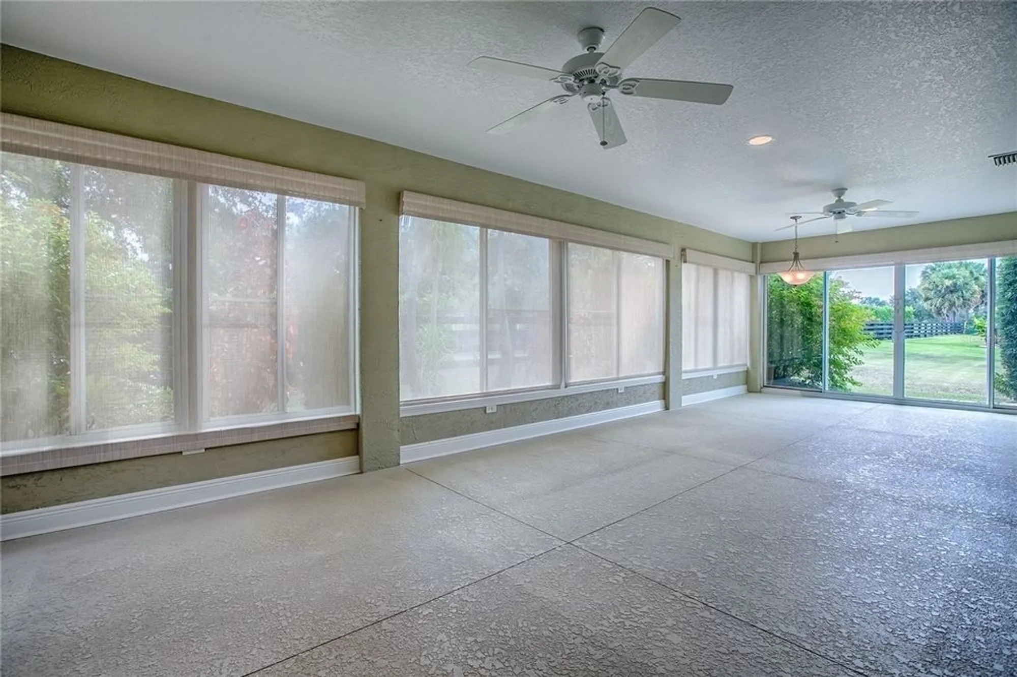 Property Slideshow image 49 of 73 | 527 beville pl, The Villages, FL, 32163