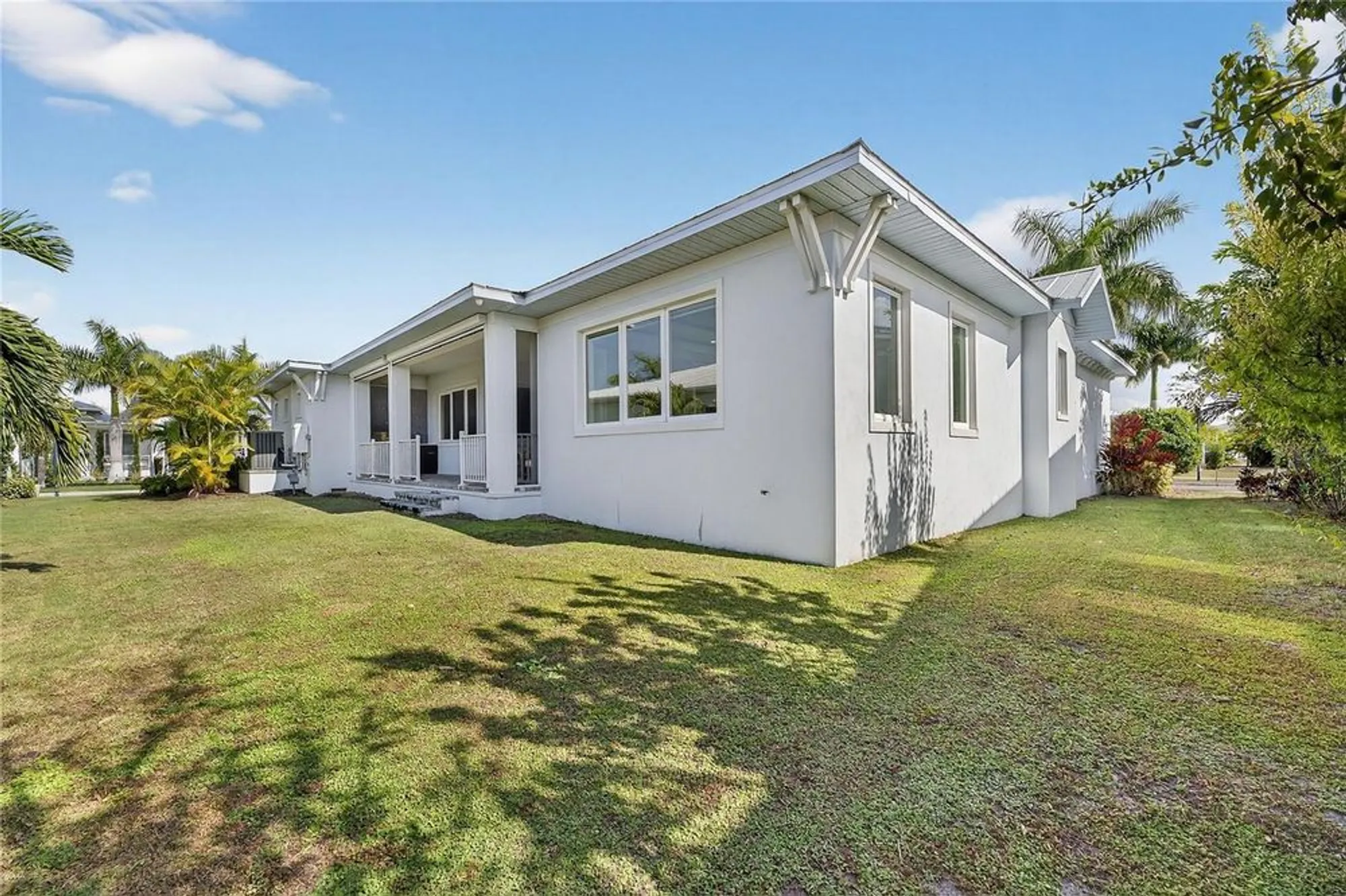 Property Slideshow image 69 of 92 | 5720 tybee island dr, Apollo Beach, FL, 33572