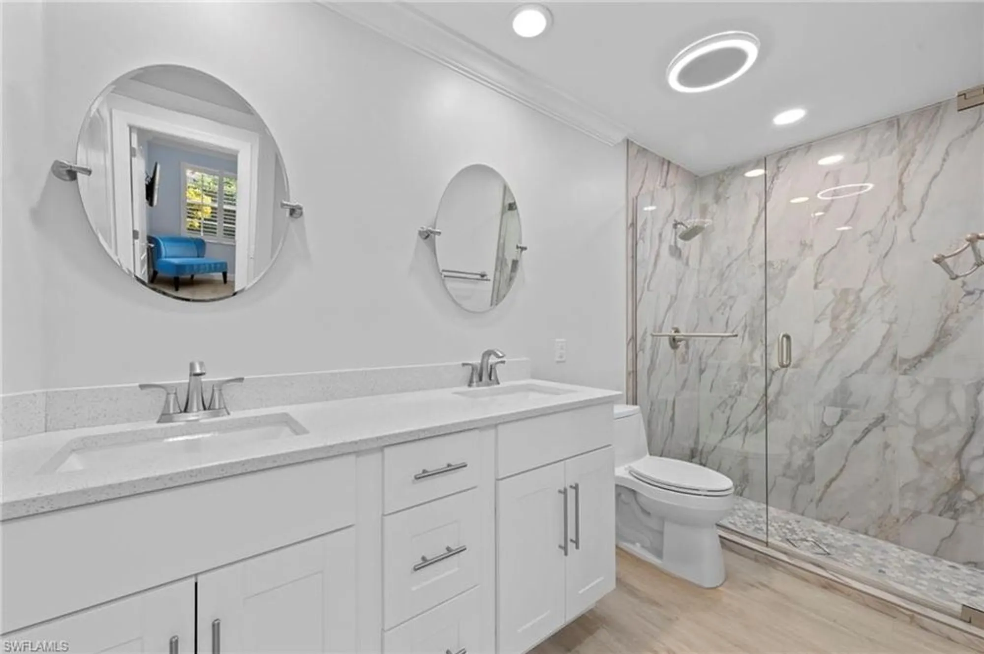 Property Slideshow image 11 of 42 | 5785 drummond way, Naples, FL, 34119