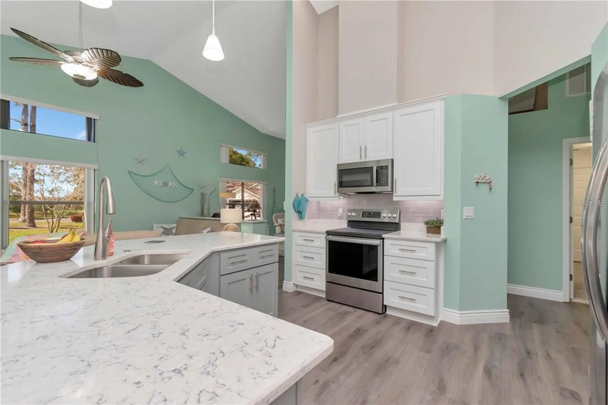 Property Slideshow image 9 of 39 | 9626 woodhollow ct, New Port Richey, FL, 34655