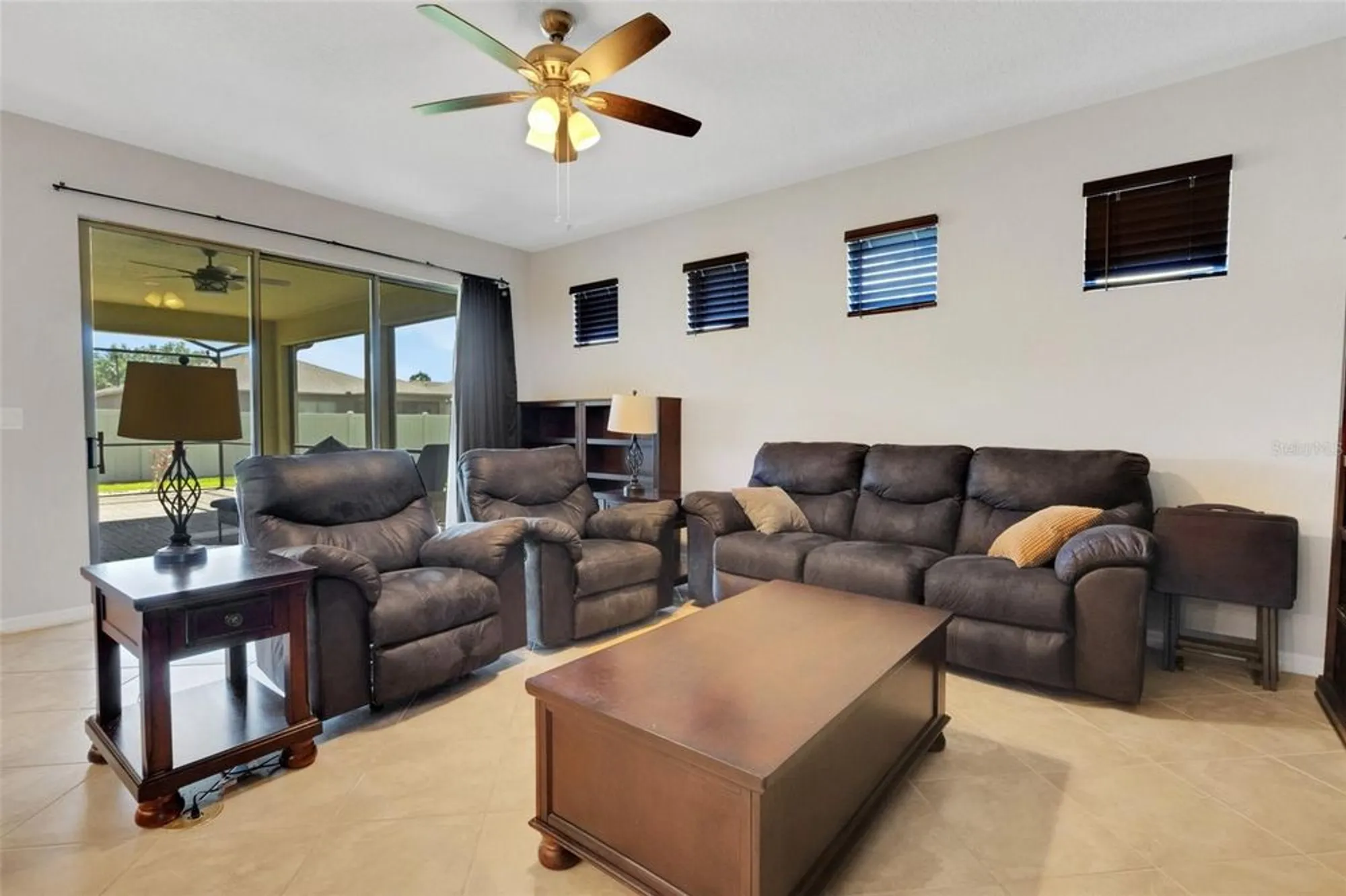 Property Slideshow image 11 of 69 | 164 montoro ln, Davenport, FL, 33837