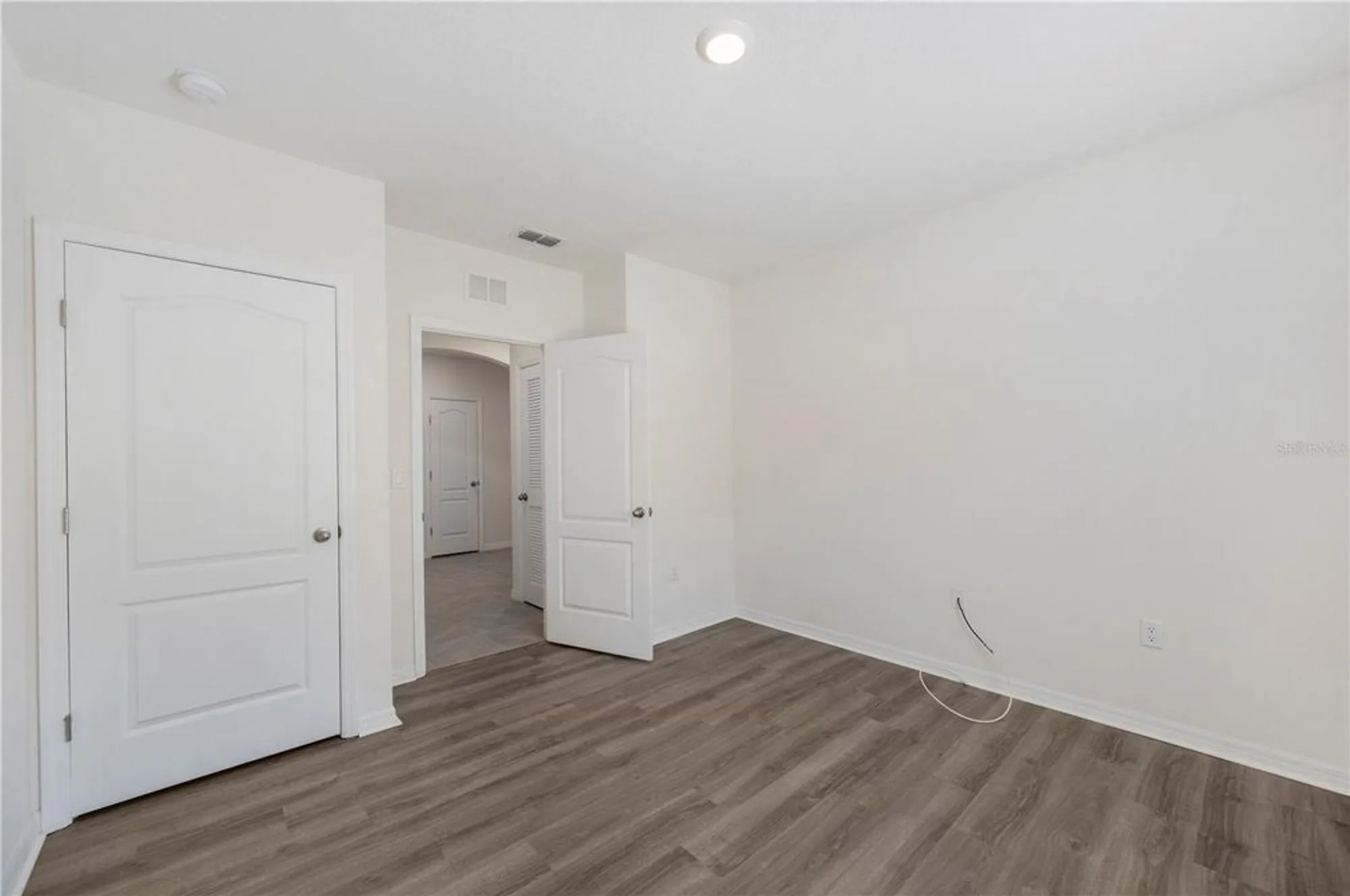 Property Slideshow image 14 of 41 | 2719 grandbury grove rd, Lakeland, FL, 33811