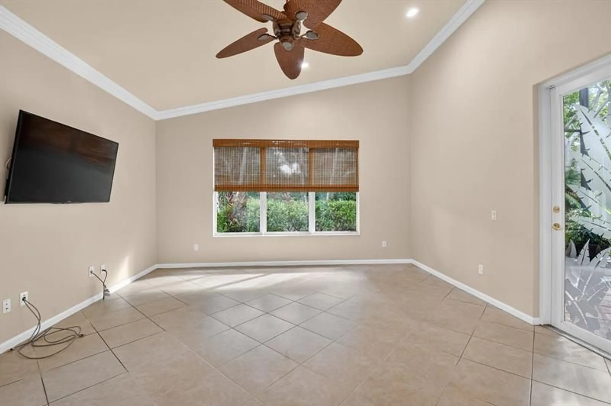 Property Slideshow image 16 of 64 | 8871 majorca bay dr, Lake Worth, FL, 33467