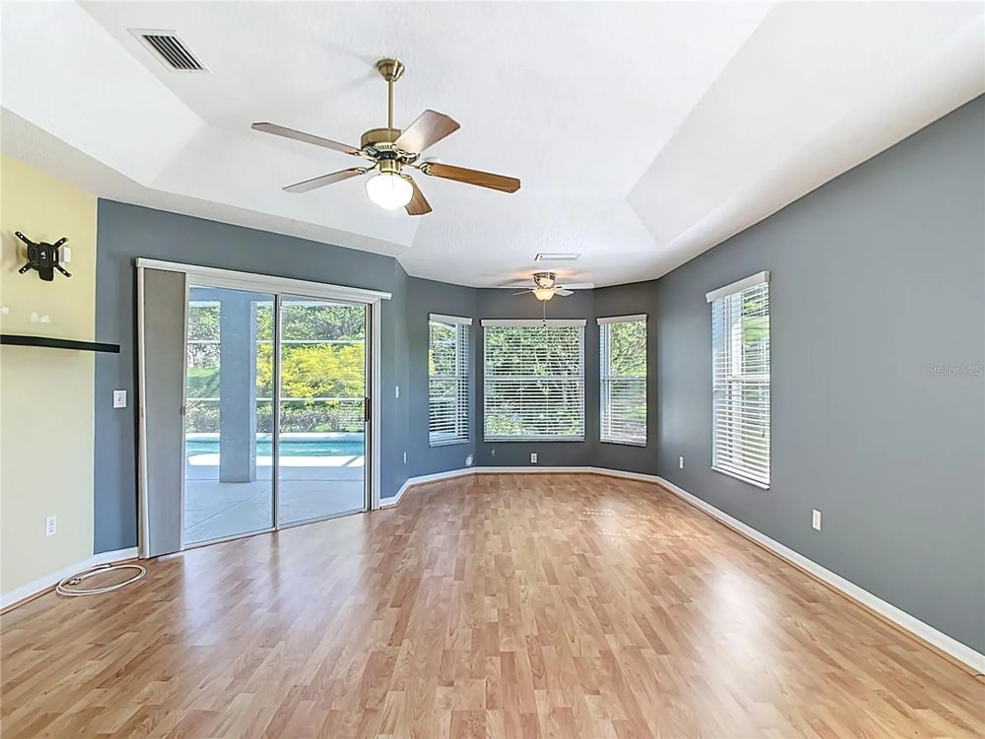 Property Slideshow image 15 of 41 | 5311 saddleback ct, Lady Lake, FL, 32159