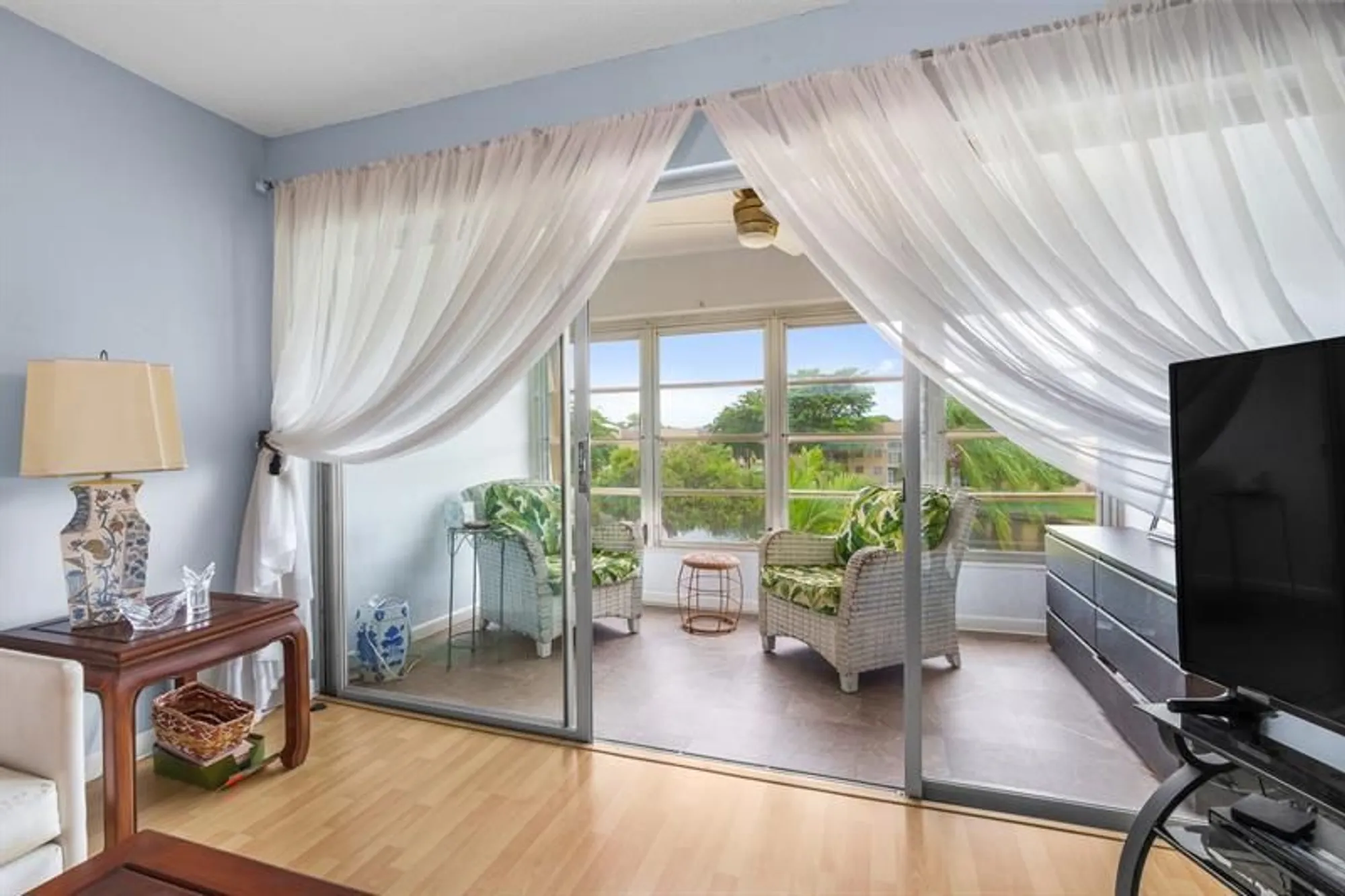 Property Slideshow image 7 of 58 | 5961 nw 61st ave apt 301, Tamarac, FL, 33319