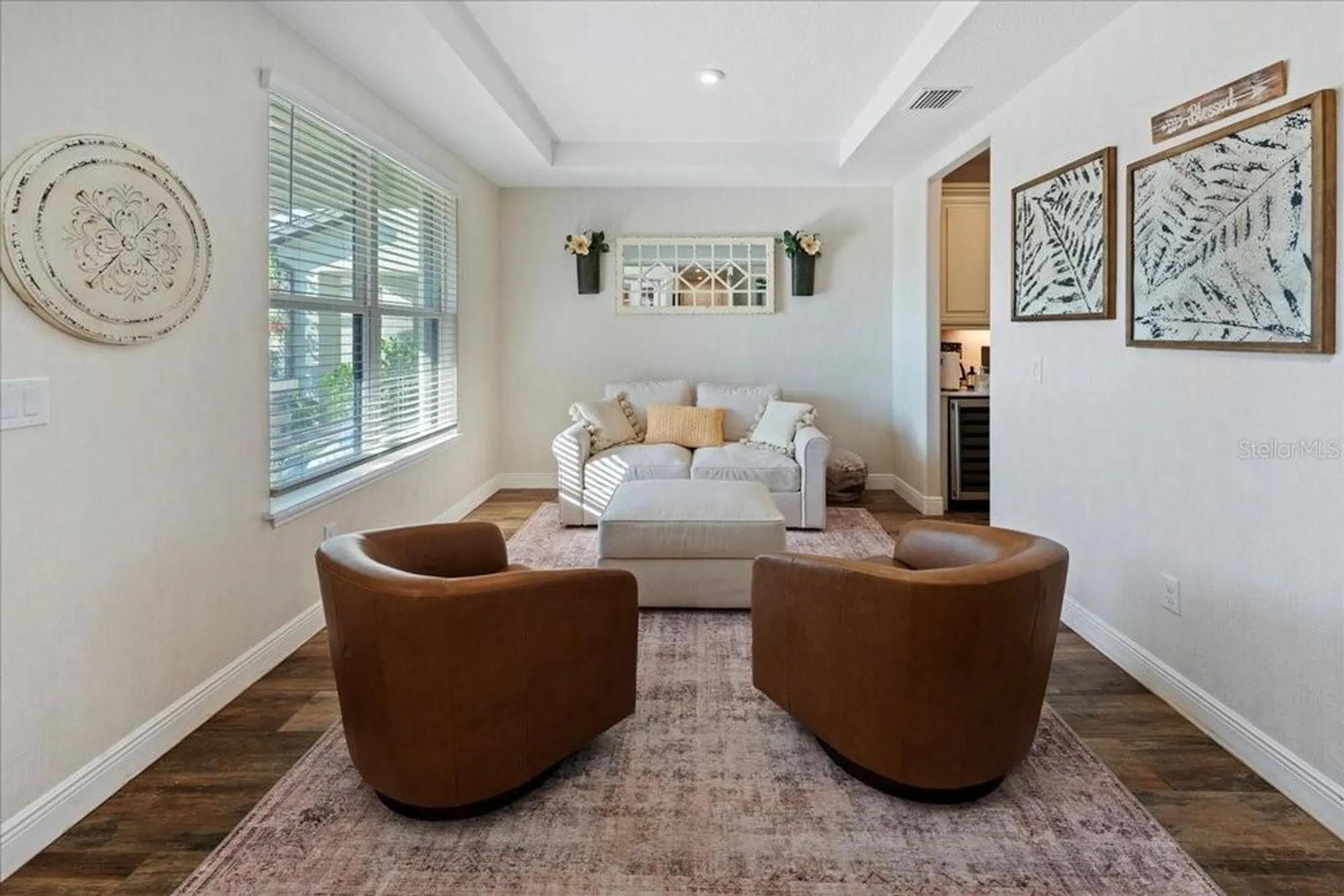 Property Slideshow image 18 of 86 | 10215 milky way cir, Sarasota, FL, 34241