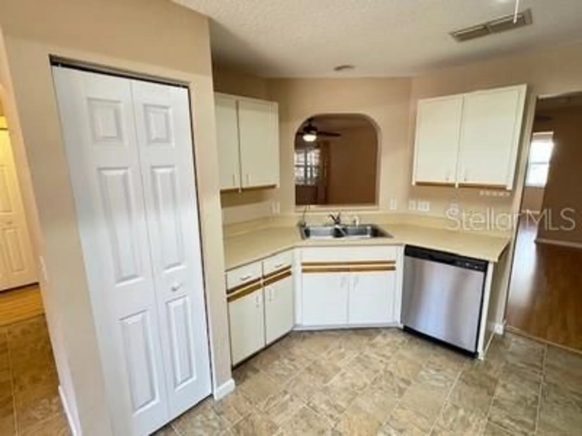 Property Slideshow image 15 of 28 | 9759 sw 97th ln, Ocala, FL, 34481
