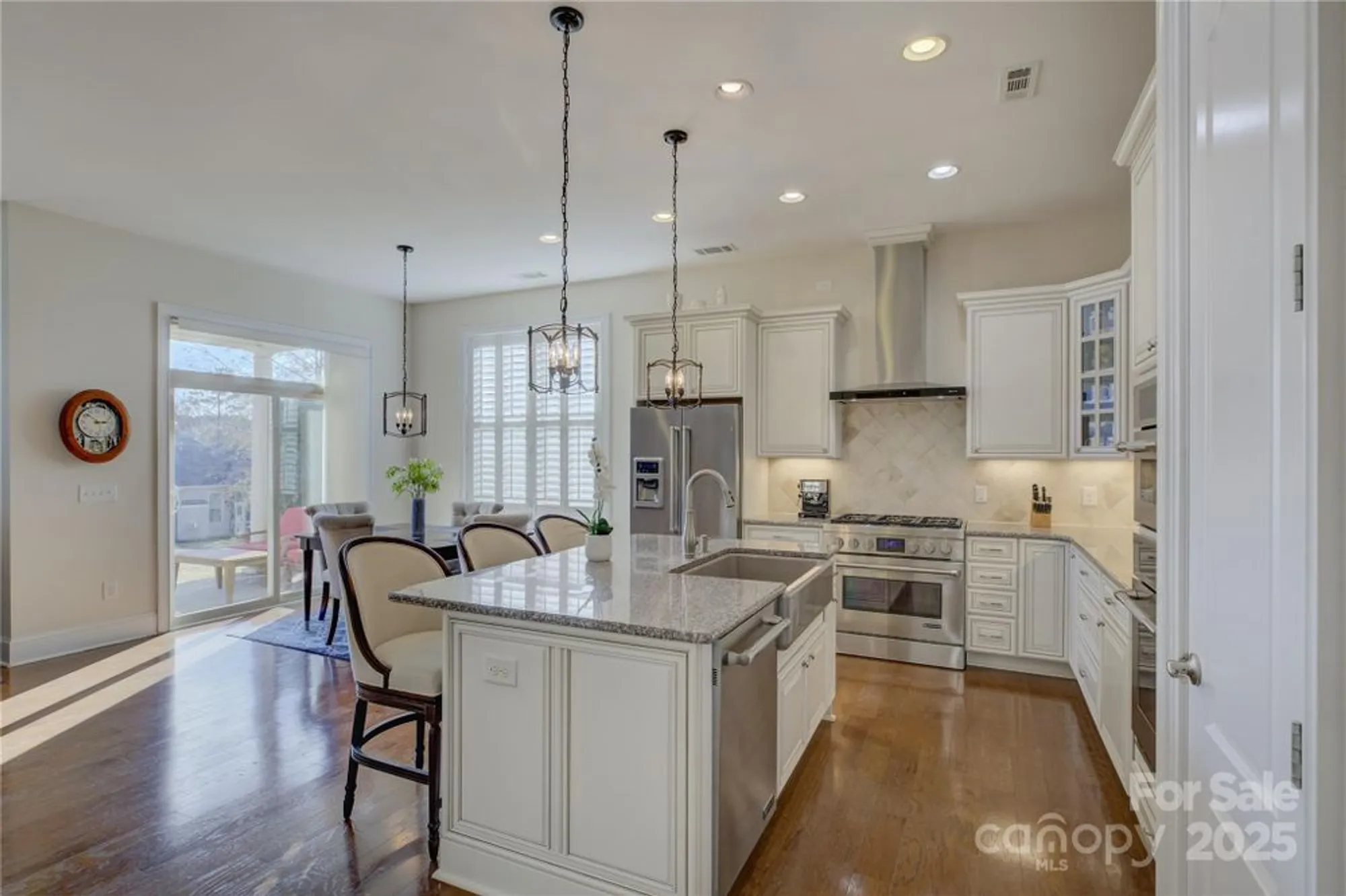 Property Slideshow image 12 of 48 | 15511 lake ridge rd, Charlotte, NC, 28278