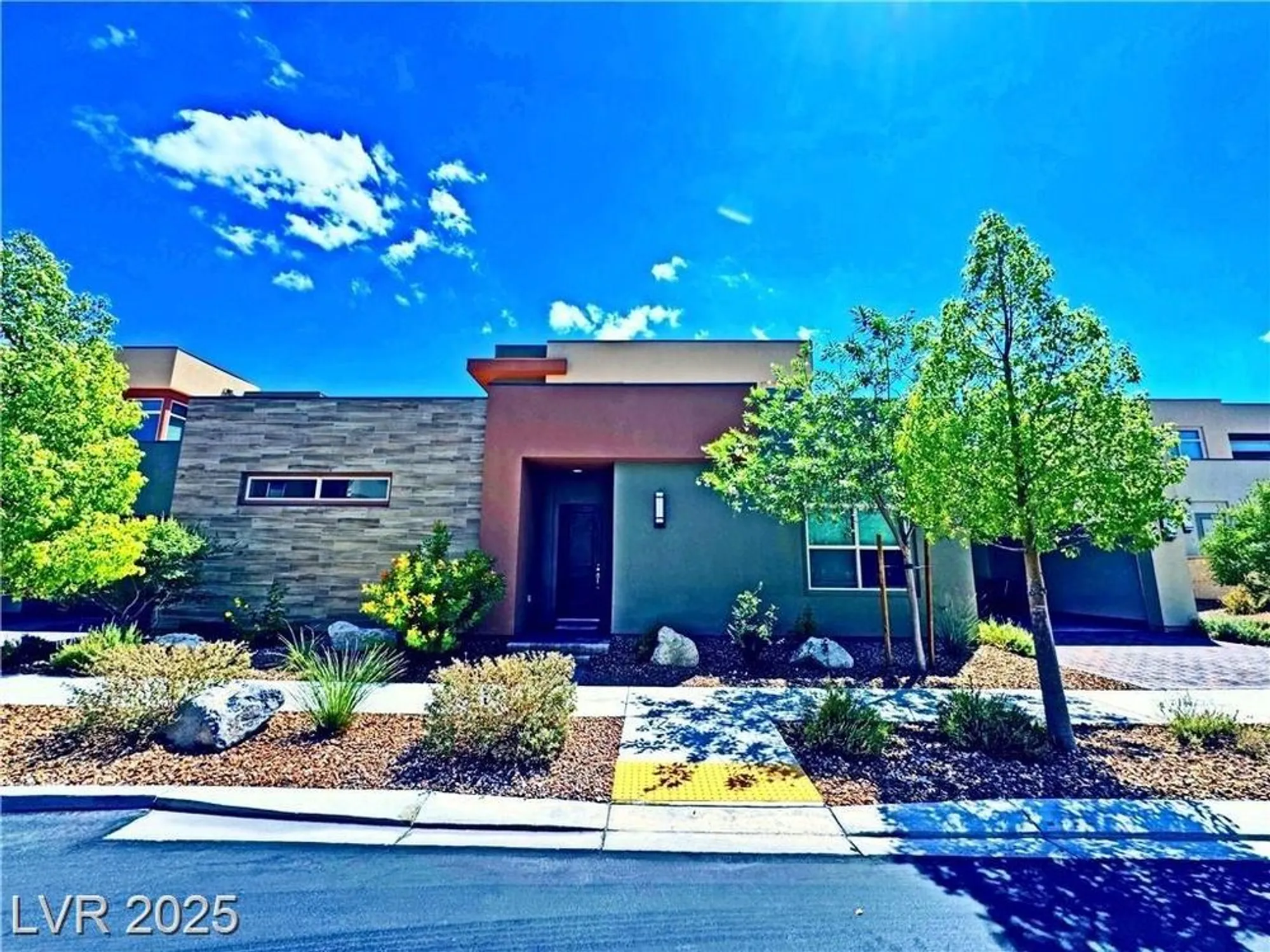 Property Slideshow image 1 of 10 | 10879 artesano ave, Las Vegas, NV, 89135