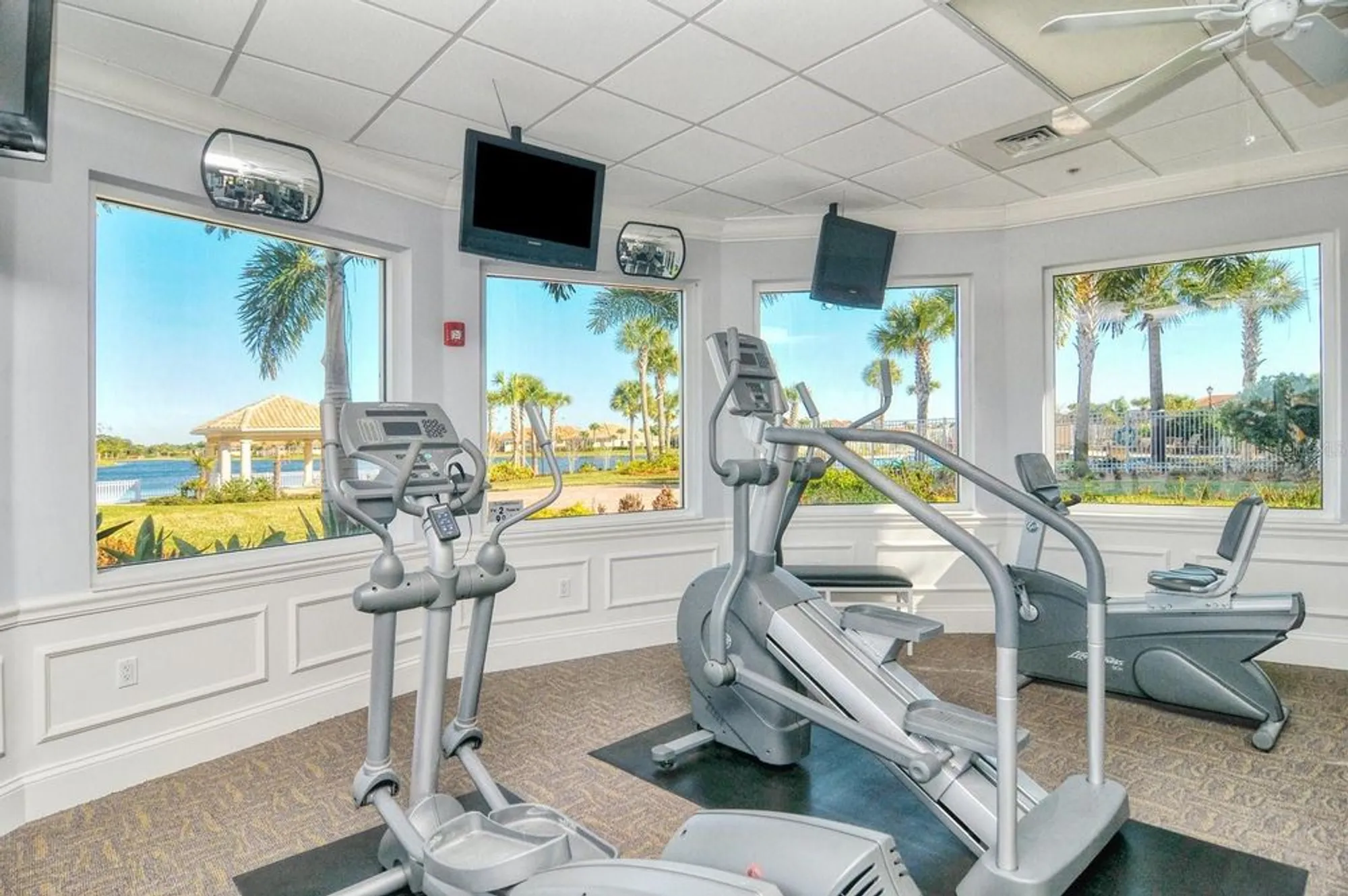 Property Slideshow image 35 of 47 | 1251 burgos dr # 303, Sarasota, FL, 34238