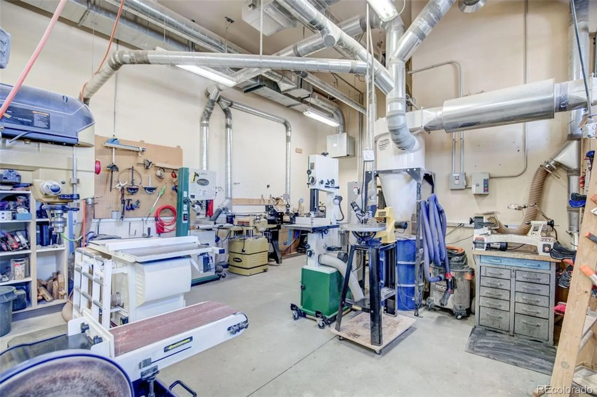 Property Slideshow image 41 of 43 | 13631 e marina dr apt 105, Aurora, CO, 80014