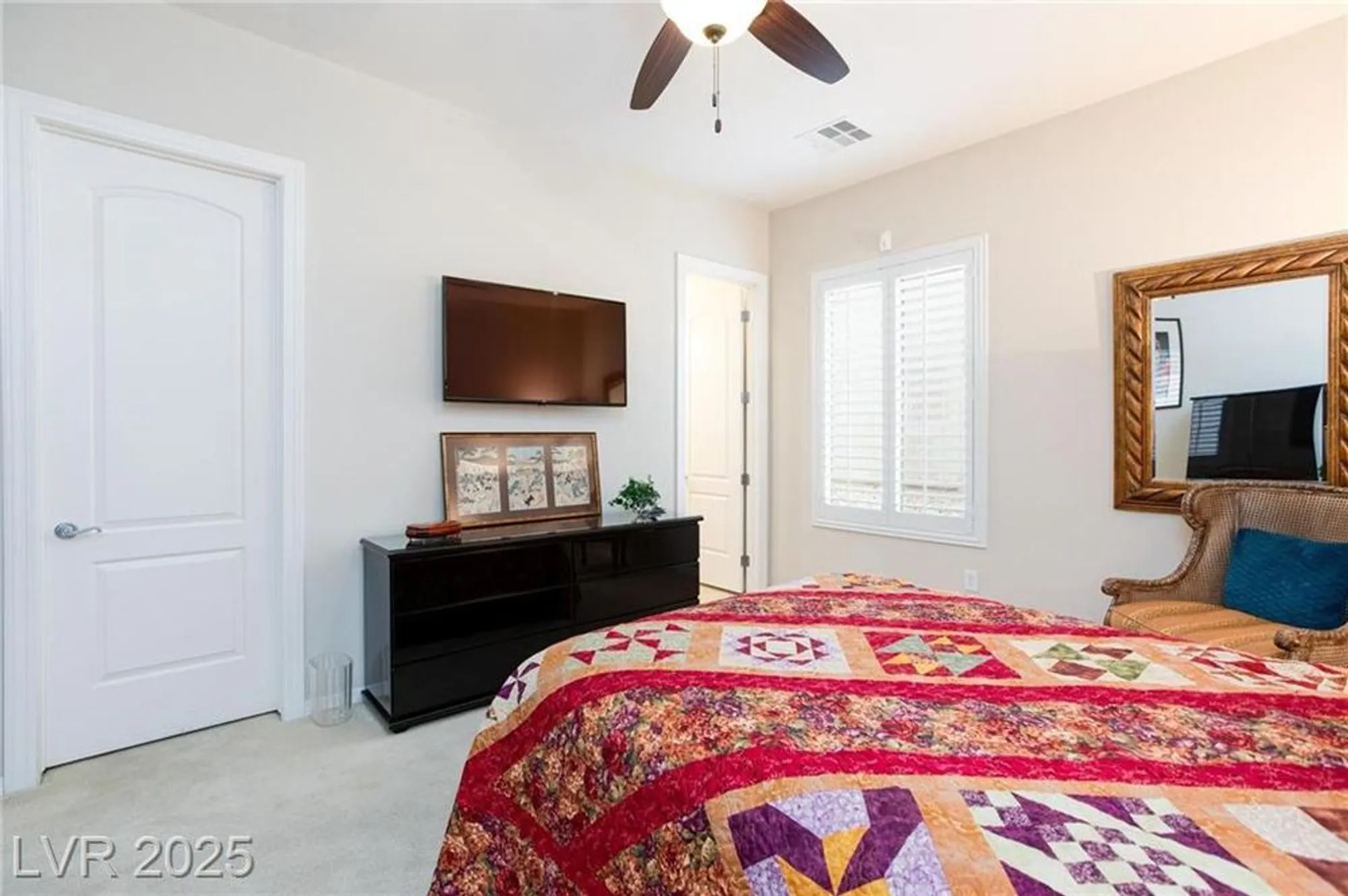 Property Slideshow image 30 of 43 | 2120 twin falls dr, Henderson, NV, 89044