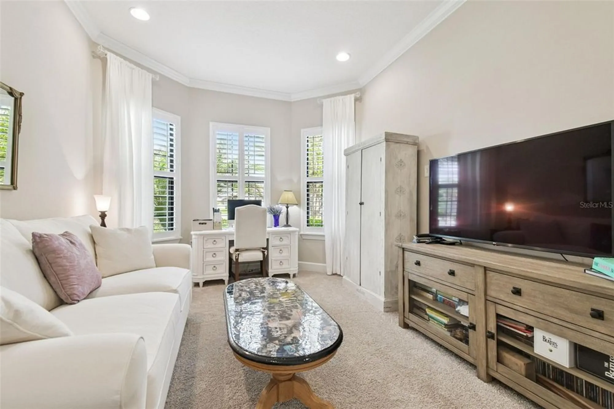 Property Slideshow image 21 of 70 | 8621 grand alberato rd, Tampa, FL, 33647