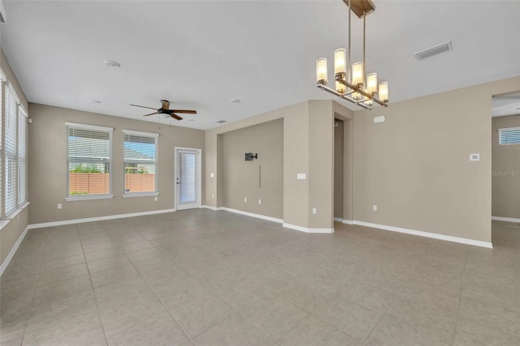 Property Slideshow image 17 of 64 | 397 alcove dr, Groveland, FL, 34736