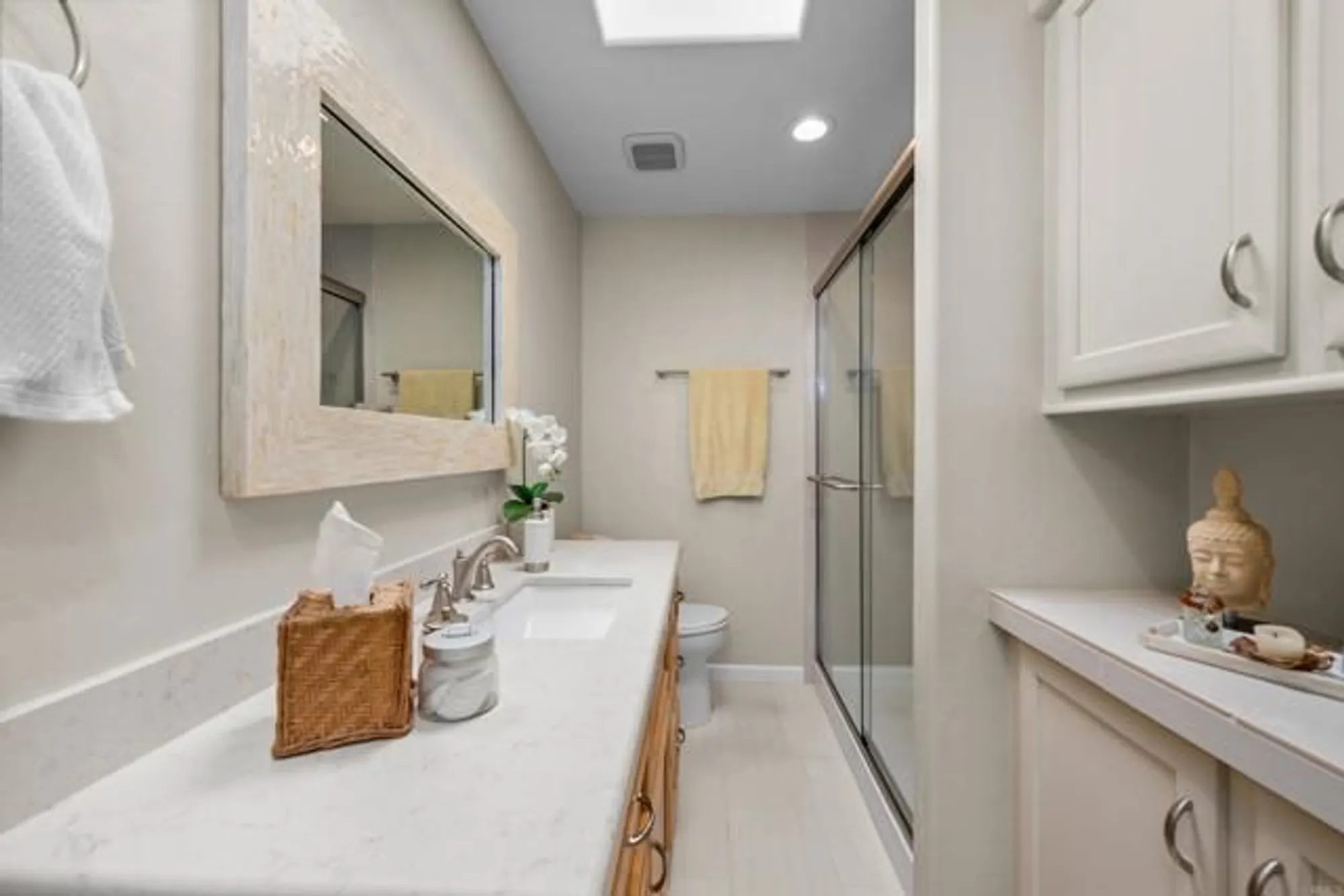 Property Slideshow image 10 of 31 | 5155 don rodolfo dr, Carlsbad, CA, 92010