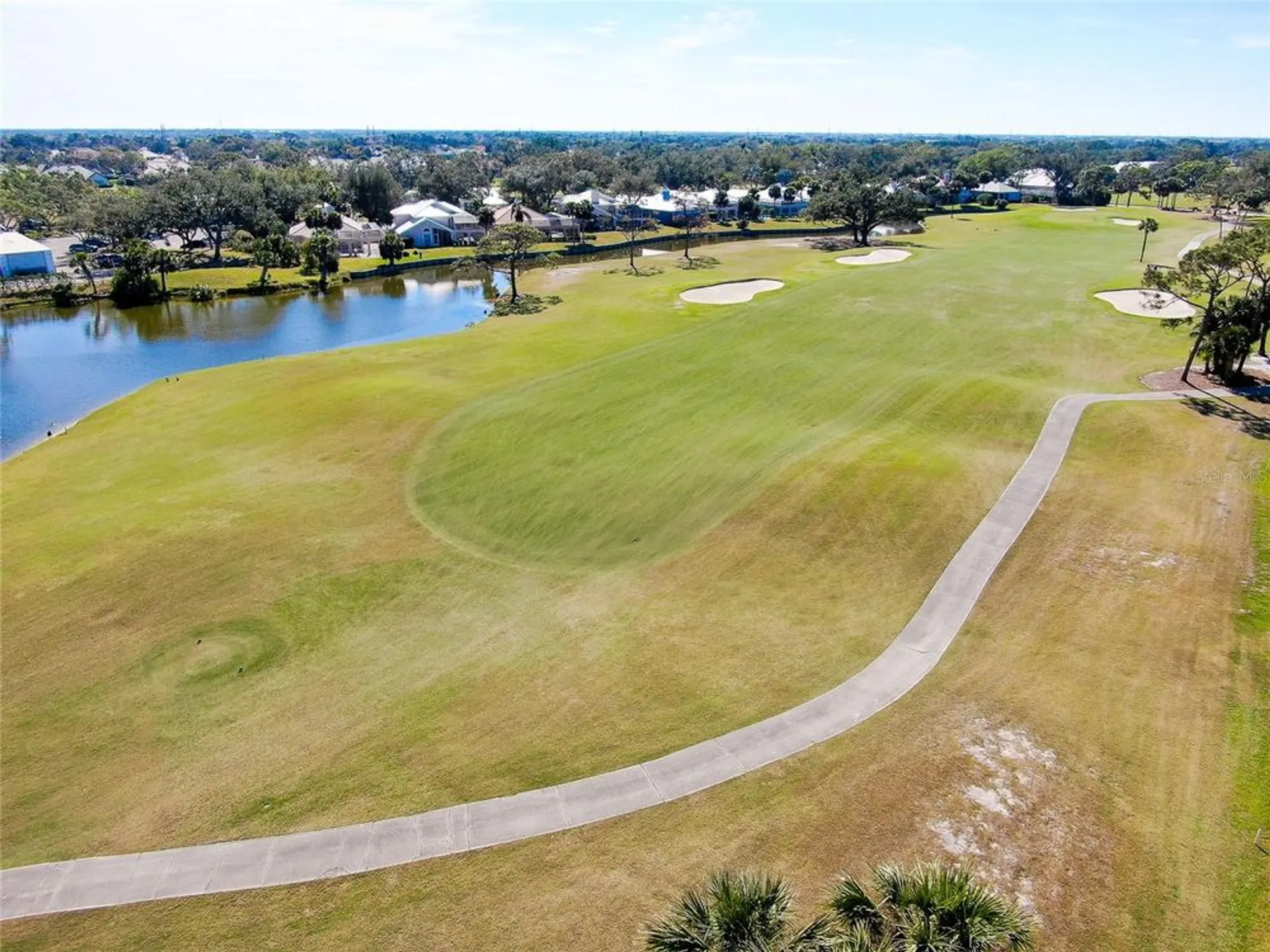 Property Slideshow image 33 of 36 | 410 cerromar cir 240, Venice, FL, 34293