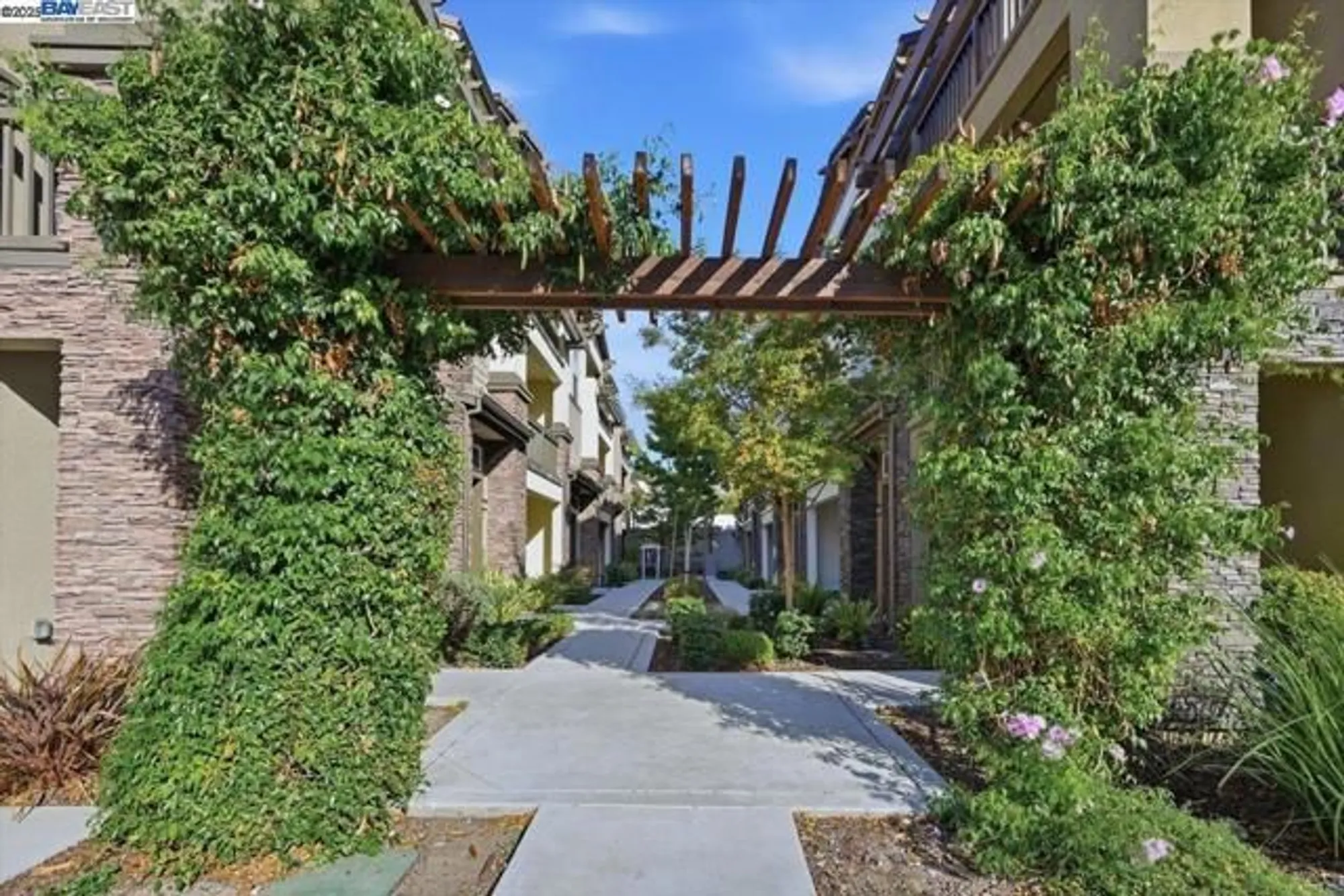 Property Slideshow image 48 of 59 | 164 beale falls ter, Fremont, CA, 94539