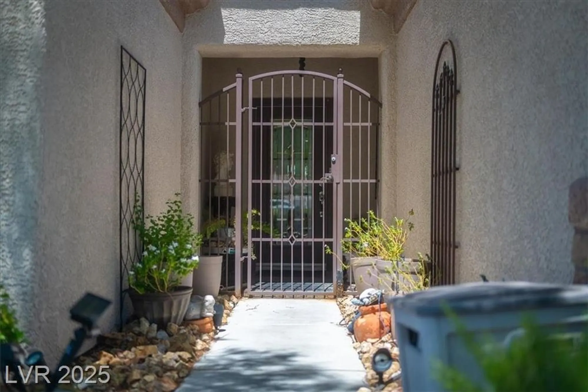 Property Slideshow image 11 of 47 | 2486 divine sky dr, Henderson, NV, 89044