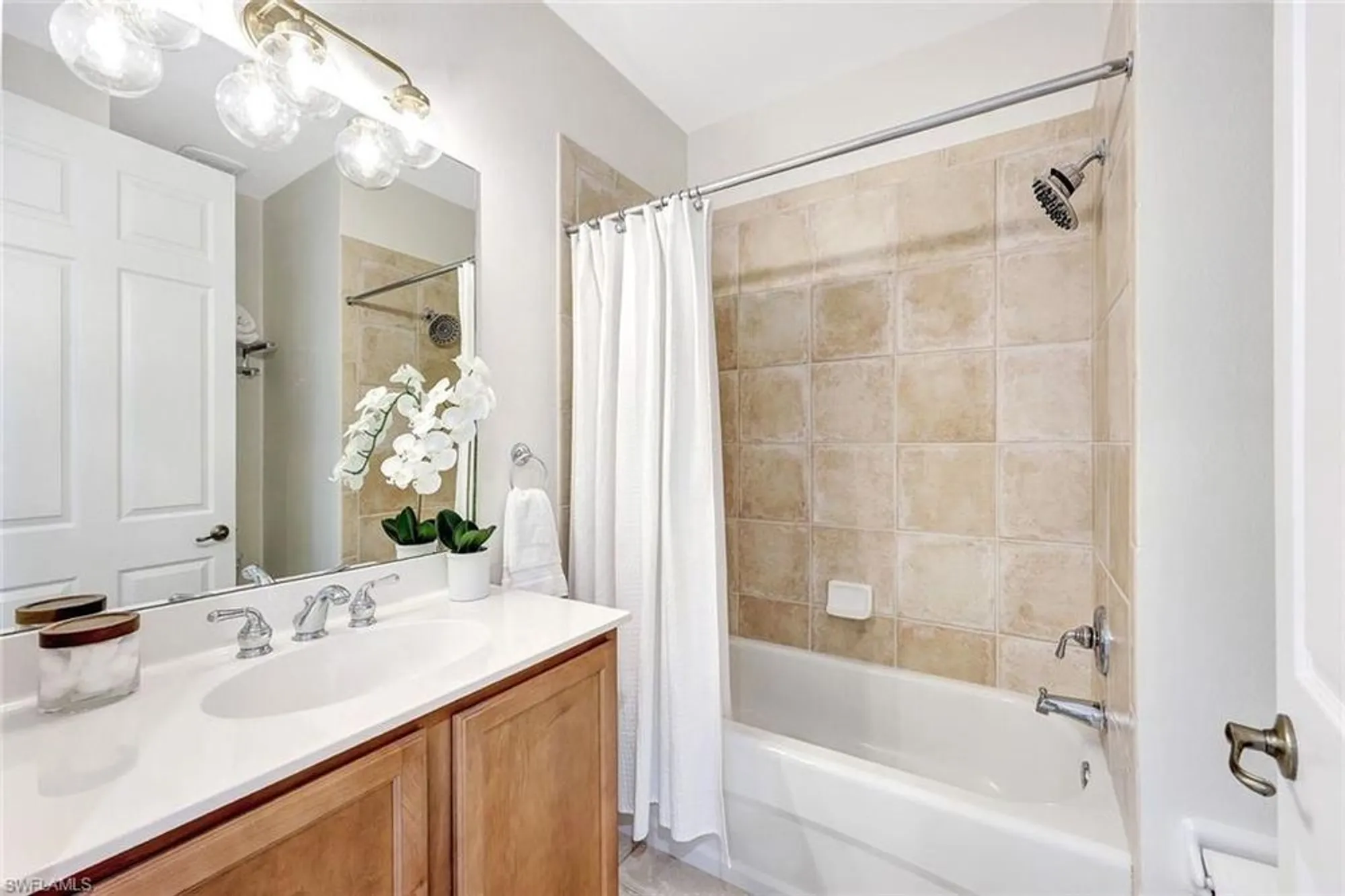 Property Slideshow image 17 of 26 | 23720 merano ct 101, Estero, FL, 34134