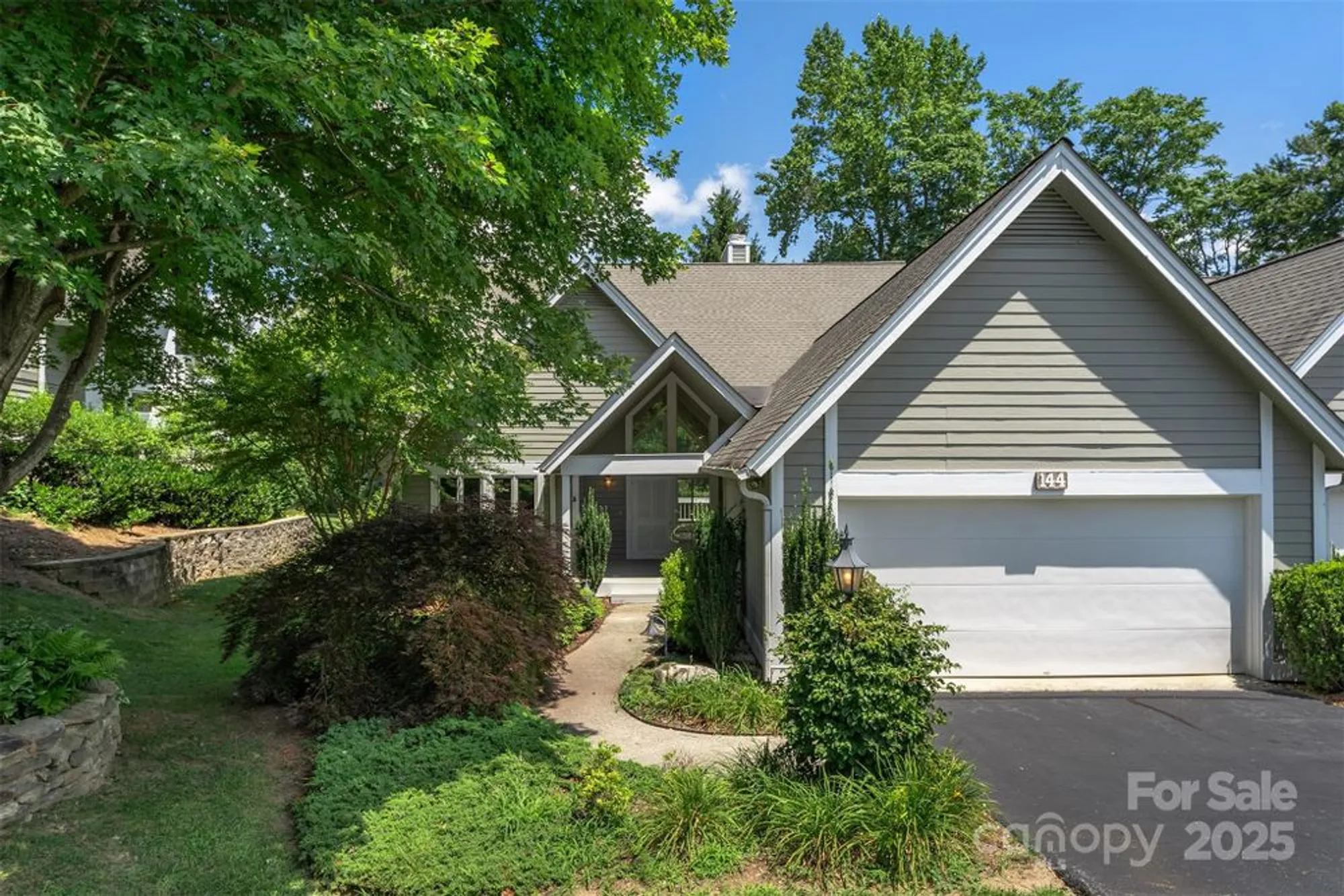 Property Slideshow image 3 of 41 | 144 overlook dr, Flat Rock, NC, 28731