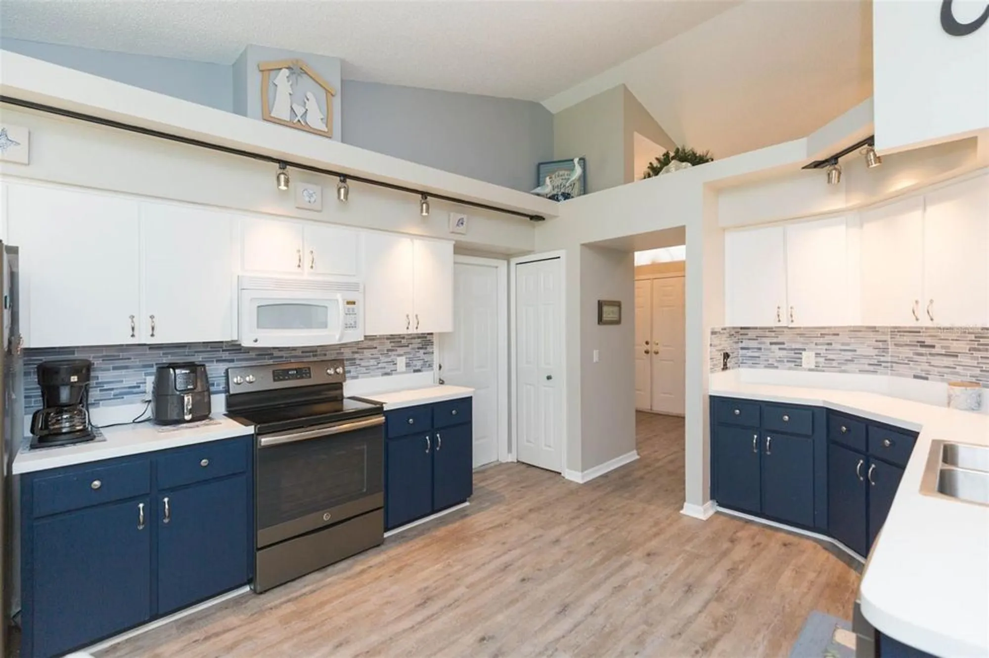 Property Slideshow image 10 of 60 | 11321 copley ct, Spring Hill, FL, 34609