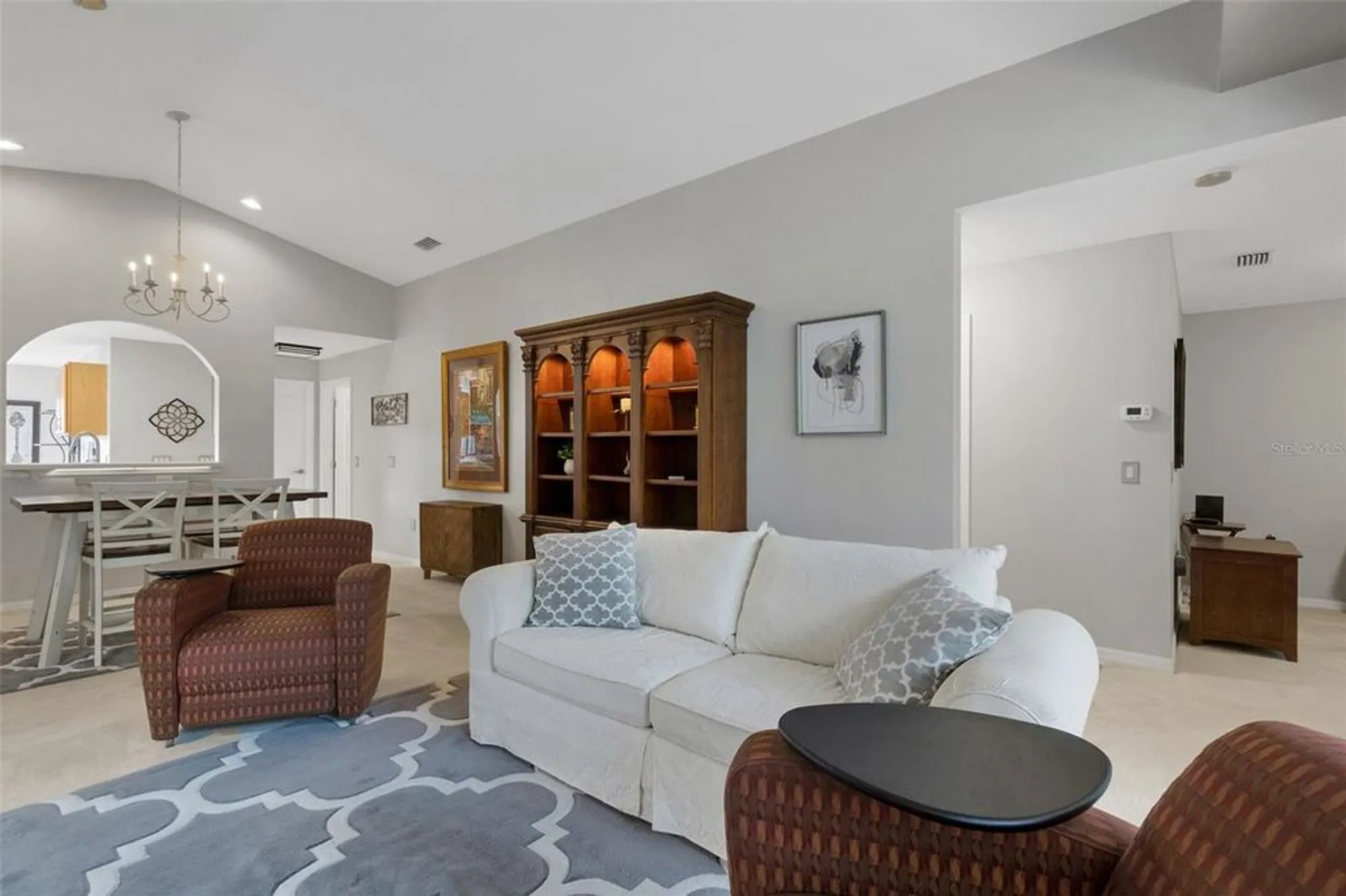 Property Slideshow image 9 of 68 | 540 vista oaks way, Davenport, FL, 33837