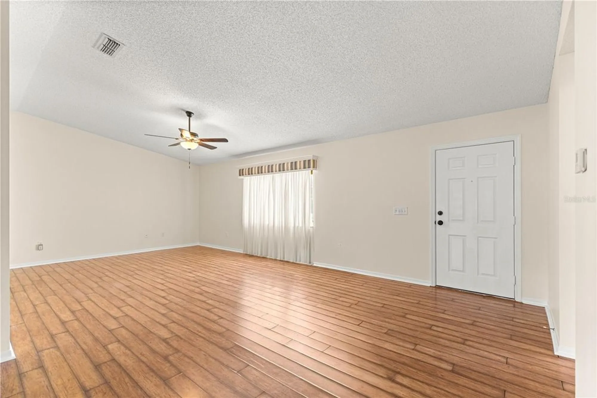 Property Slideshow image 11 of 43 | 17733 se 95th cir, Summerfield, FL, 34491