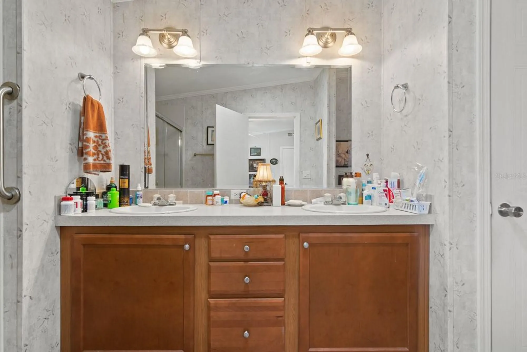 Property Slideshow image 27 of 48 | 2352 peavine cir # 1016, Lakeland, FL, 33810