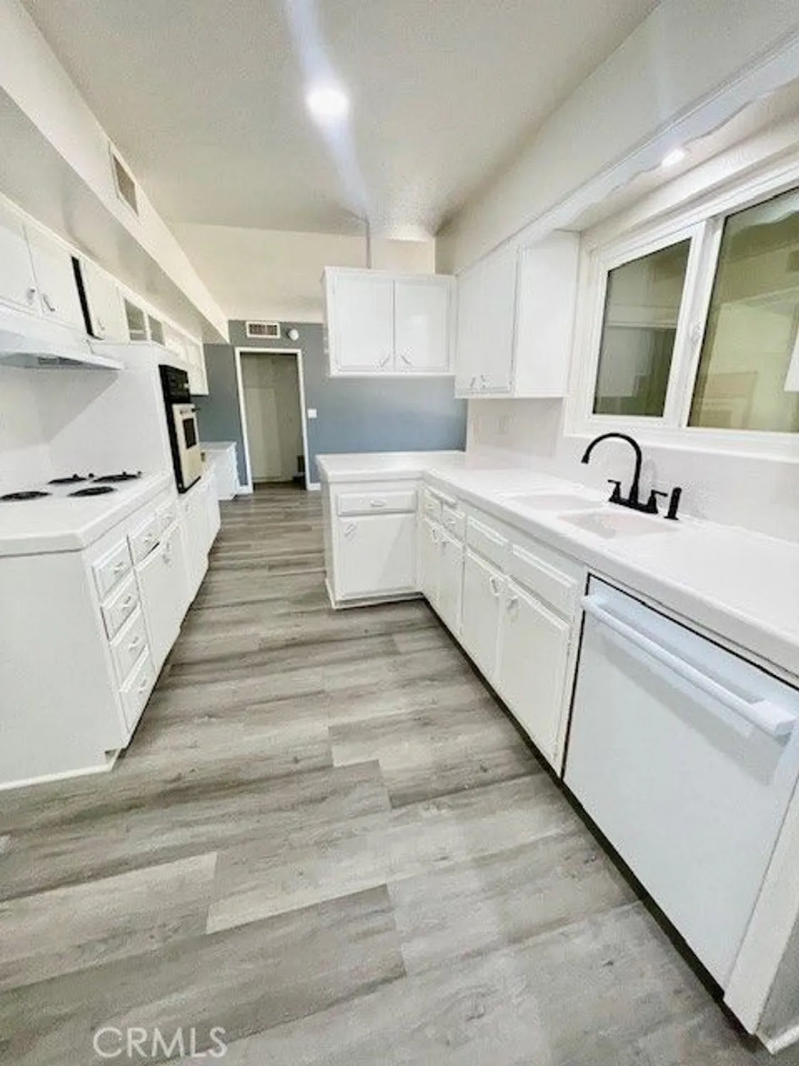 Property Slideshow image 10 of 37 | 28838 snead dr, Menifee, CA, 92586