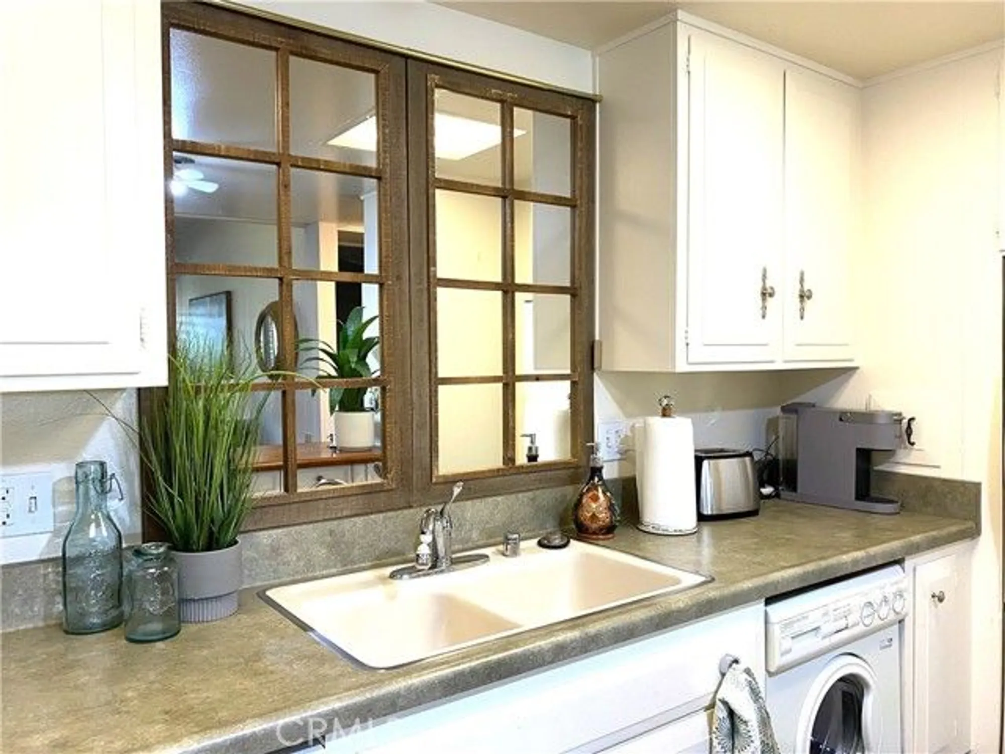 Property Slideshow image 17 of 30 | 13380 danbury ln # m6-130d, Seal Beach, CA, 90740