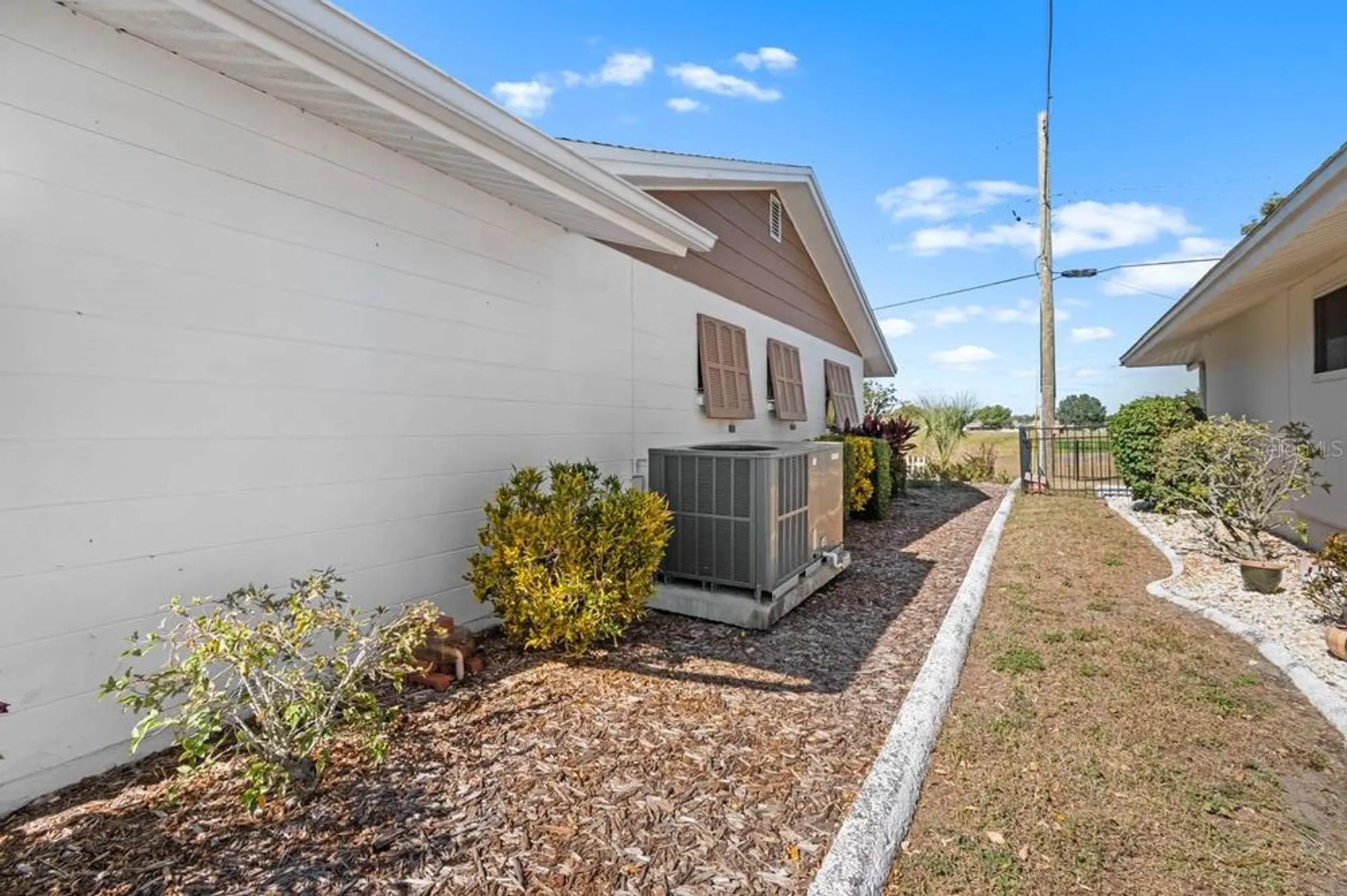 Property Slideshow image 38 of 80 | 829 fox hills dr, Sun City Center, FL, 33573