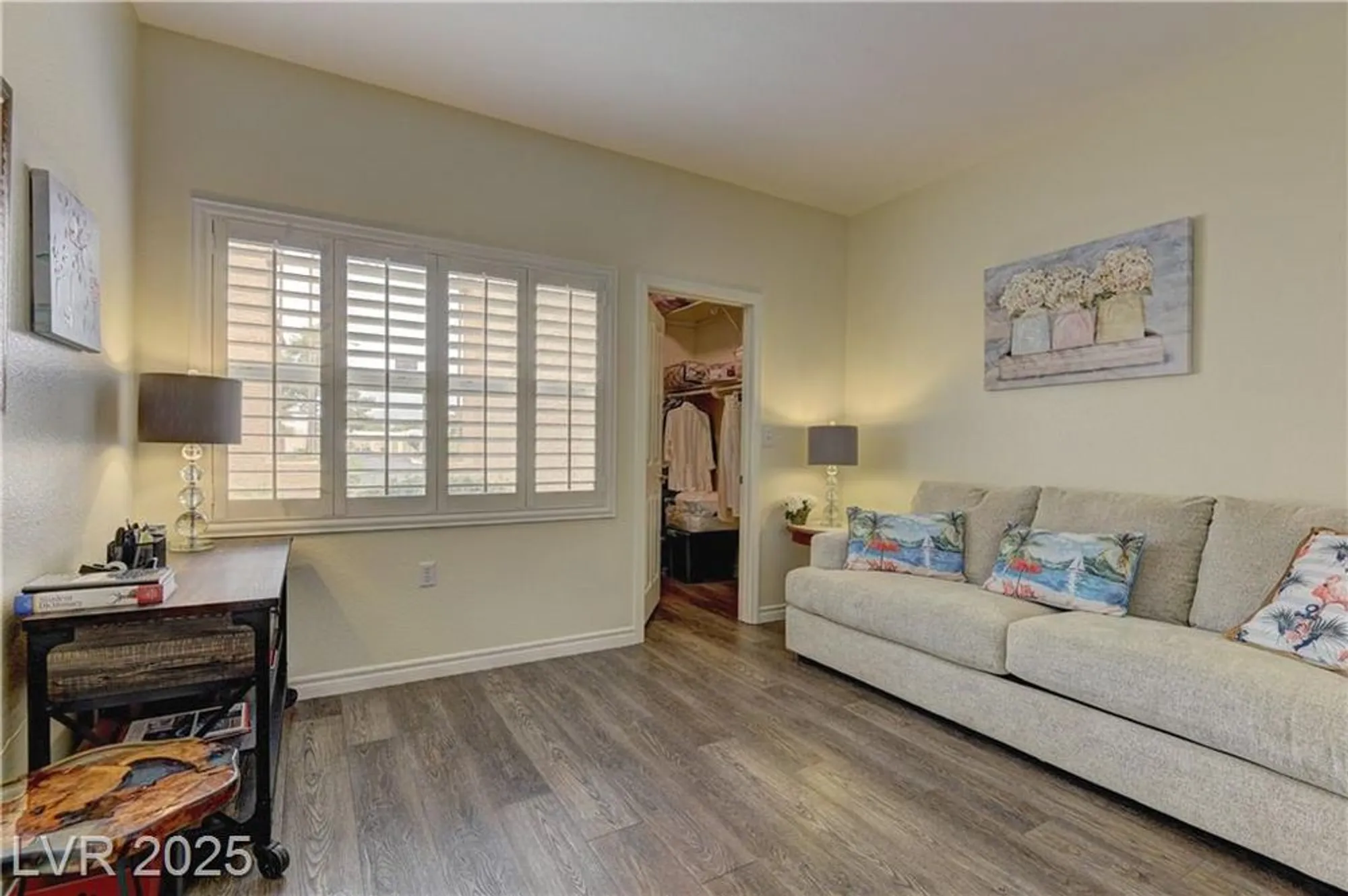 Property Slideshow image 18 of 25 | 468 fallwood ln, Las Vegas, NV, 89107